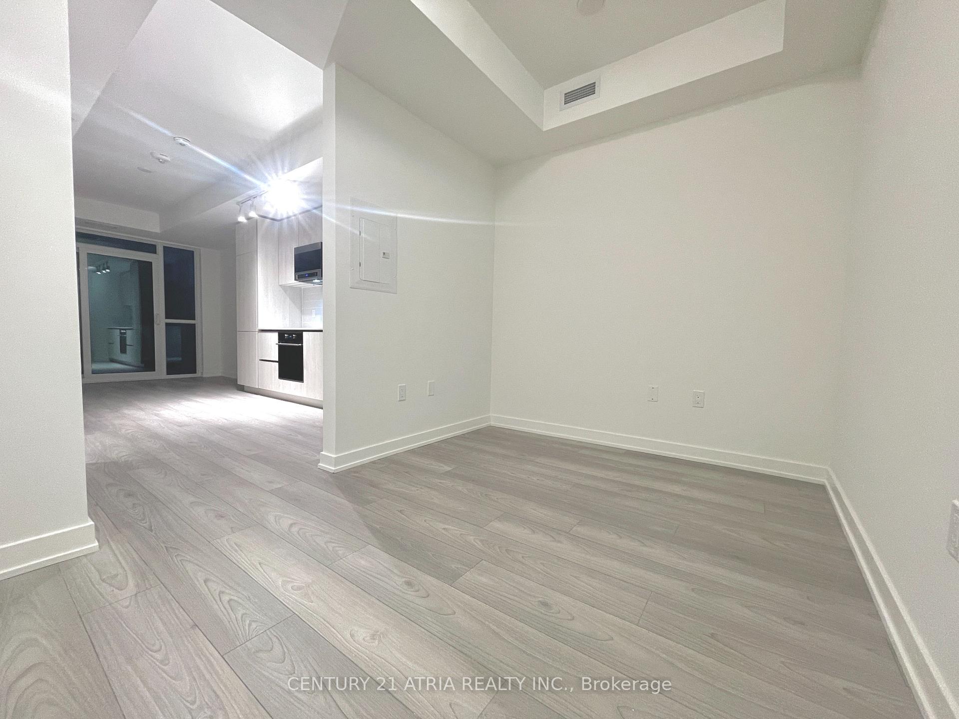 Photo 4 of Unit 1203, 110 Broadway Avenue, Toronto, Mount Pleasant West — HOMEH
