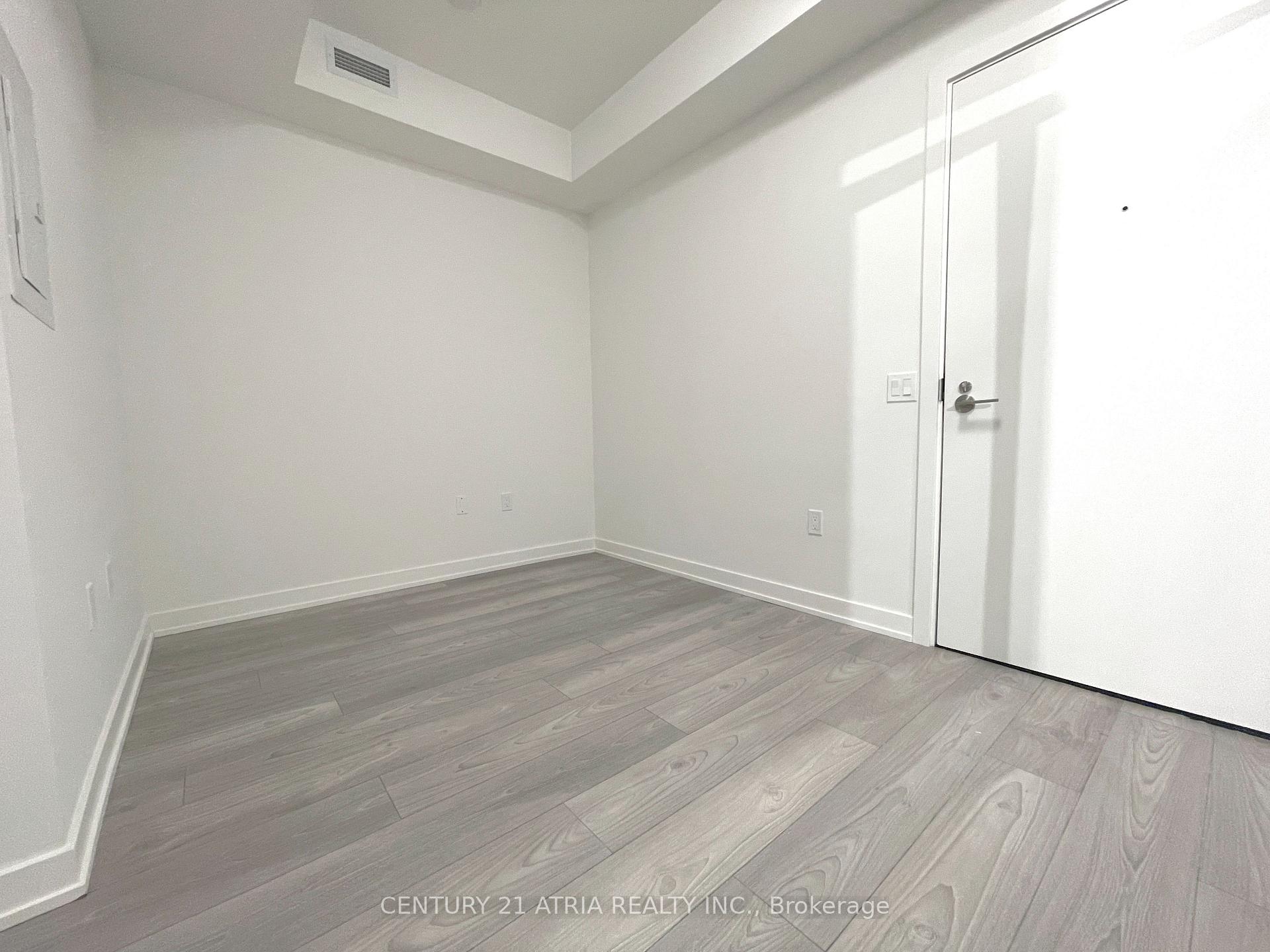 Photo 5 of Unit 1203, 110 Broadway Avenue, Toronto, Mount Pleasant West — HOMEH