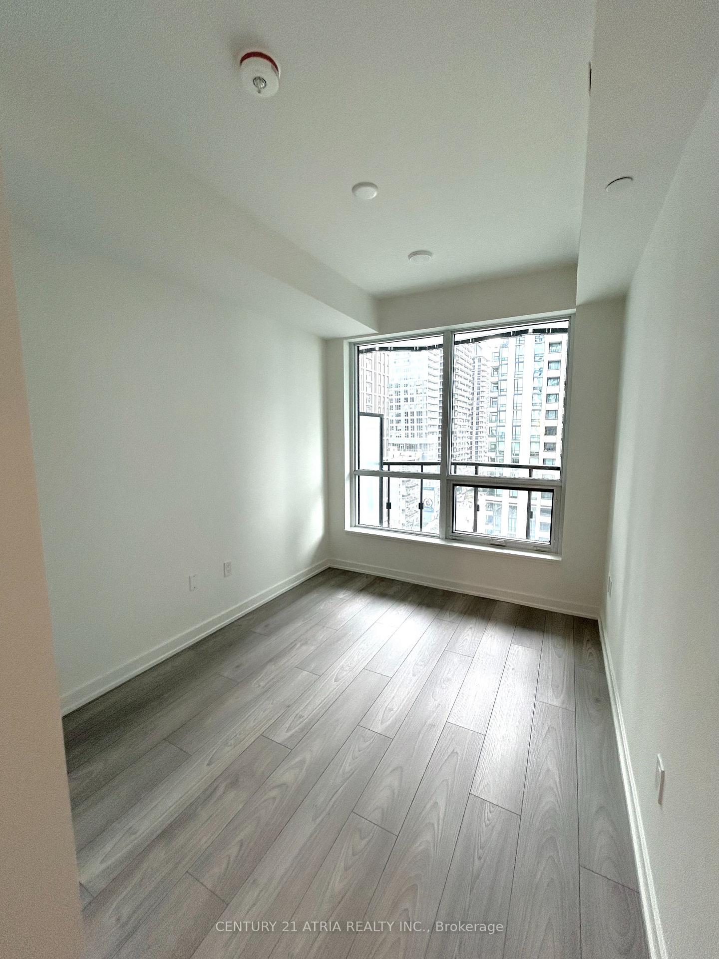 Photo 10 of Unit 1203, 110 Broadway Avenue, Toronto, Mount Pleasant West — HOMEH
