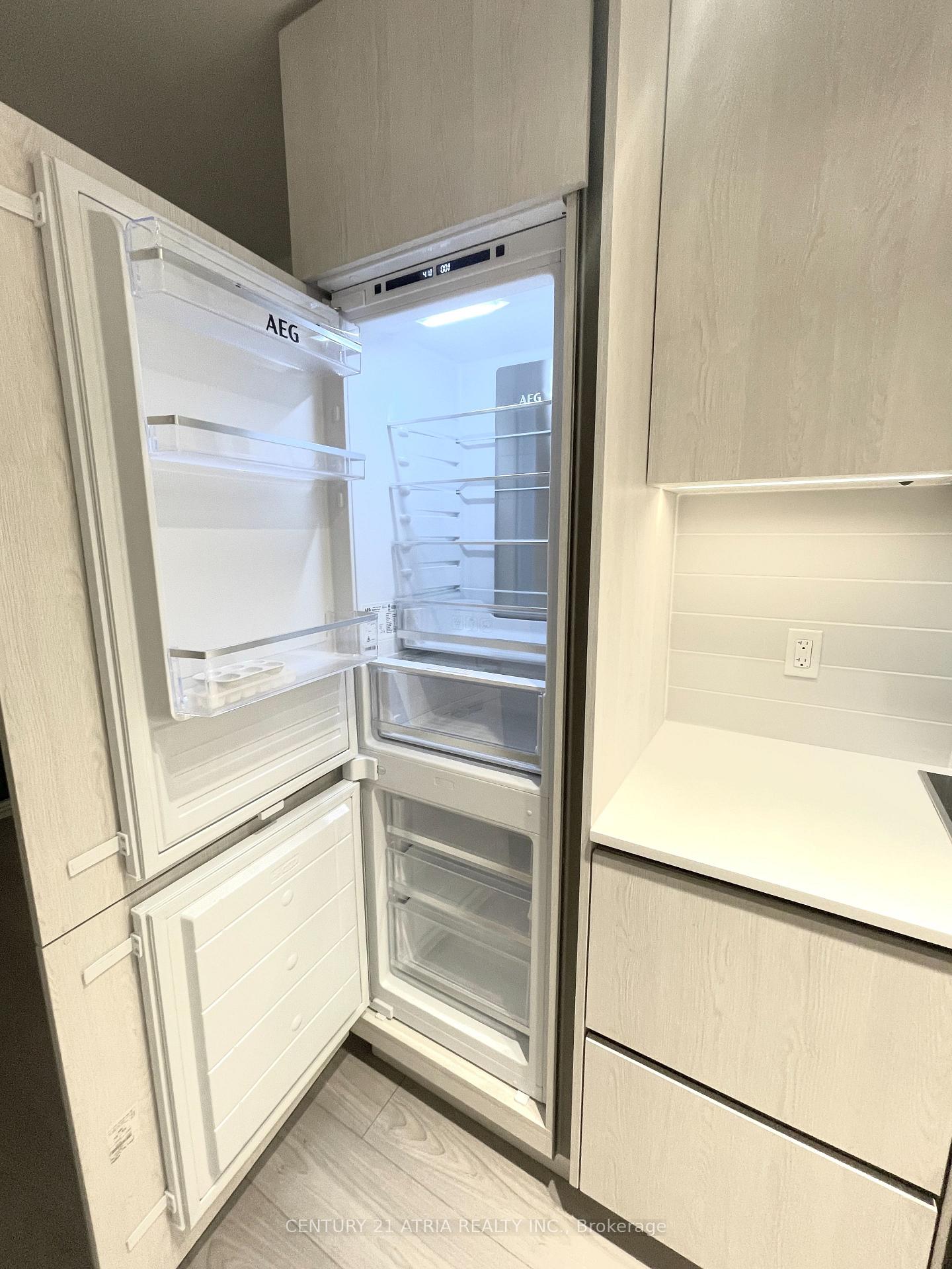 Photo 15 of Unit 1203, 110 Broadway Avenue, Toronto, Mount Pleasant West — HOMEH