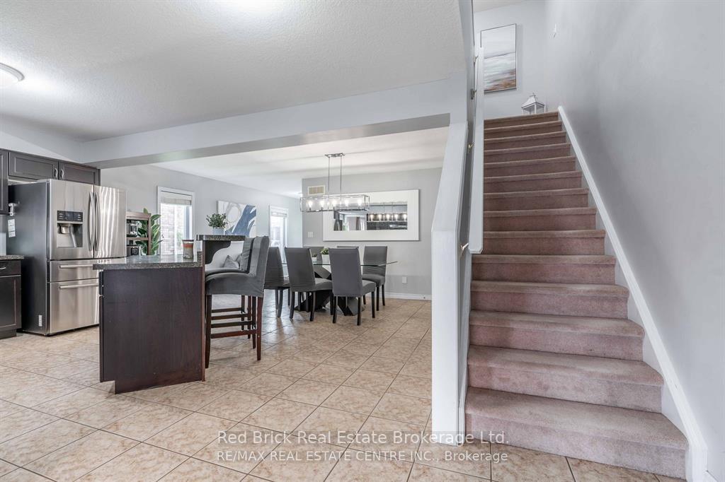 Photo 7 of Unit 24, 20 Shackleton Drive, Guelph, Grange Road — HOMEH