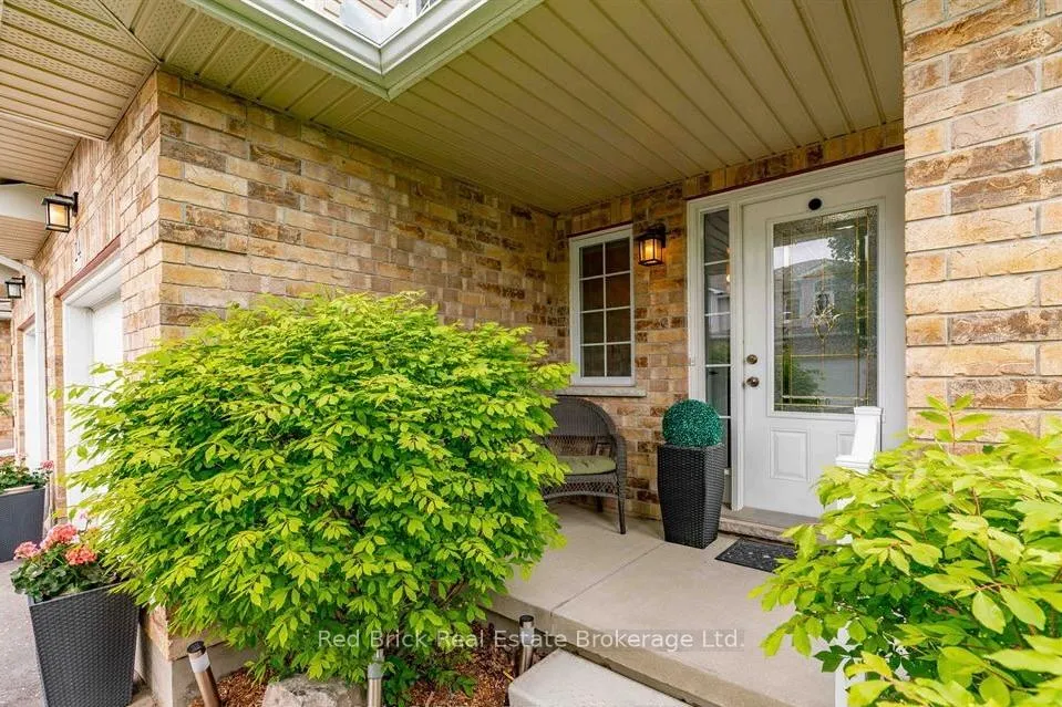 Photo 1 of Unit 24, 20 Shackleton Drive, Guelph, Grange Road — HOMEH