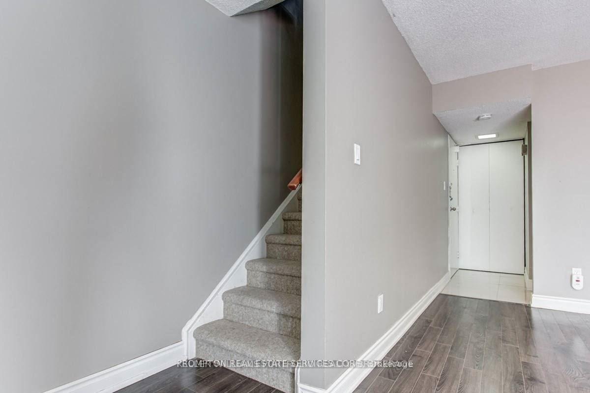 Photo 4 of Unit 2A, 2645 Yonge Street W, Toronto, Mount Pleasant West — HOMEH