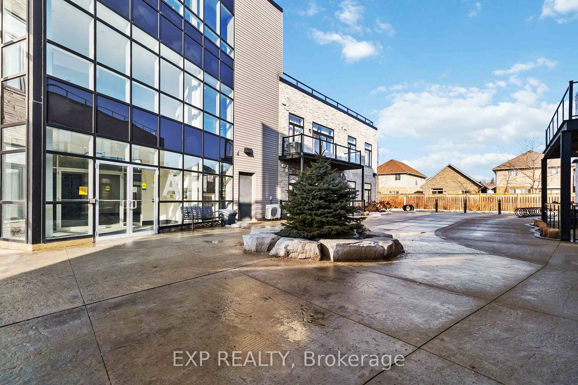 Photo 3 of Unit 105A, 85 Morrell Street, Brant, Brantford Twp — HOMEH