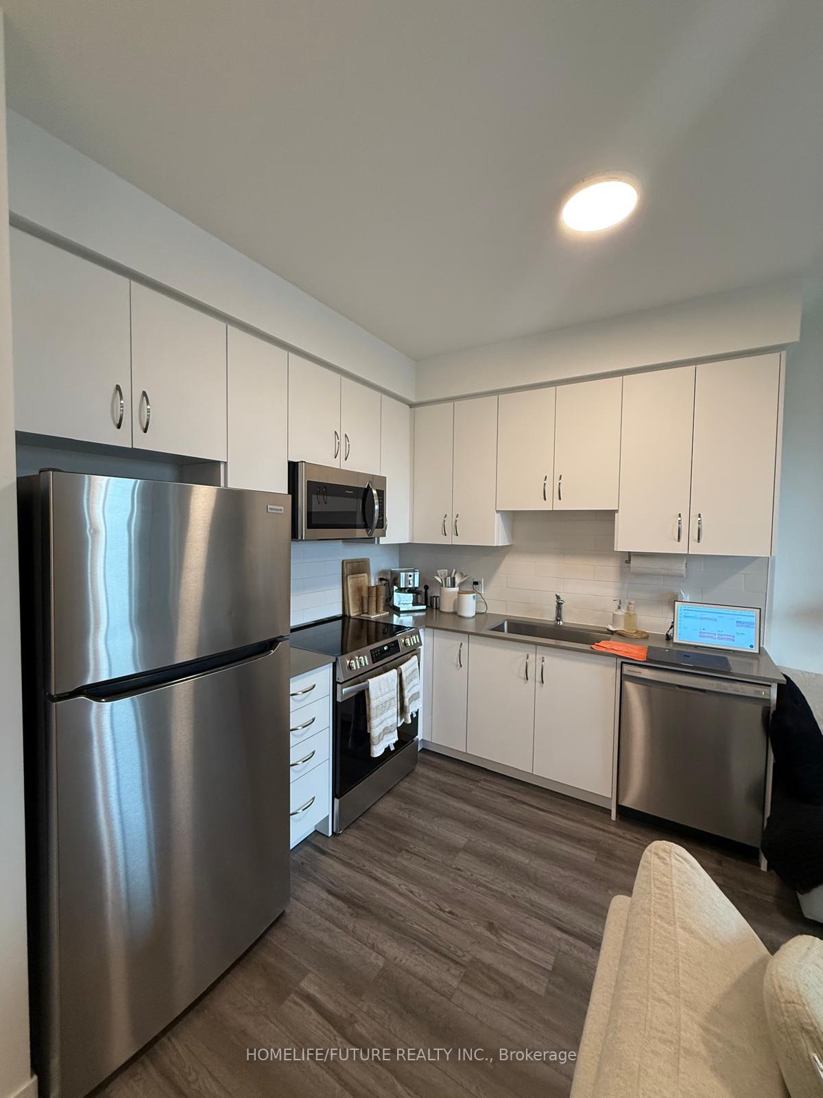 Photo 6 of Unit 426, 385 Arctic Red Drive, Oshawa, Windfields — HOMEH