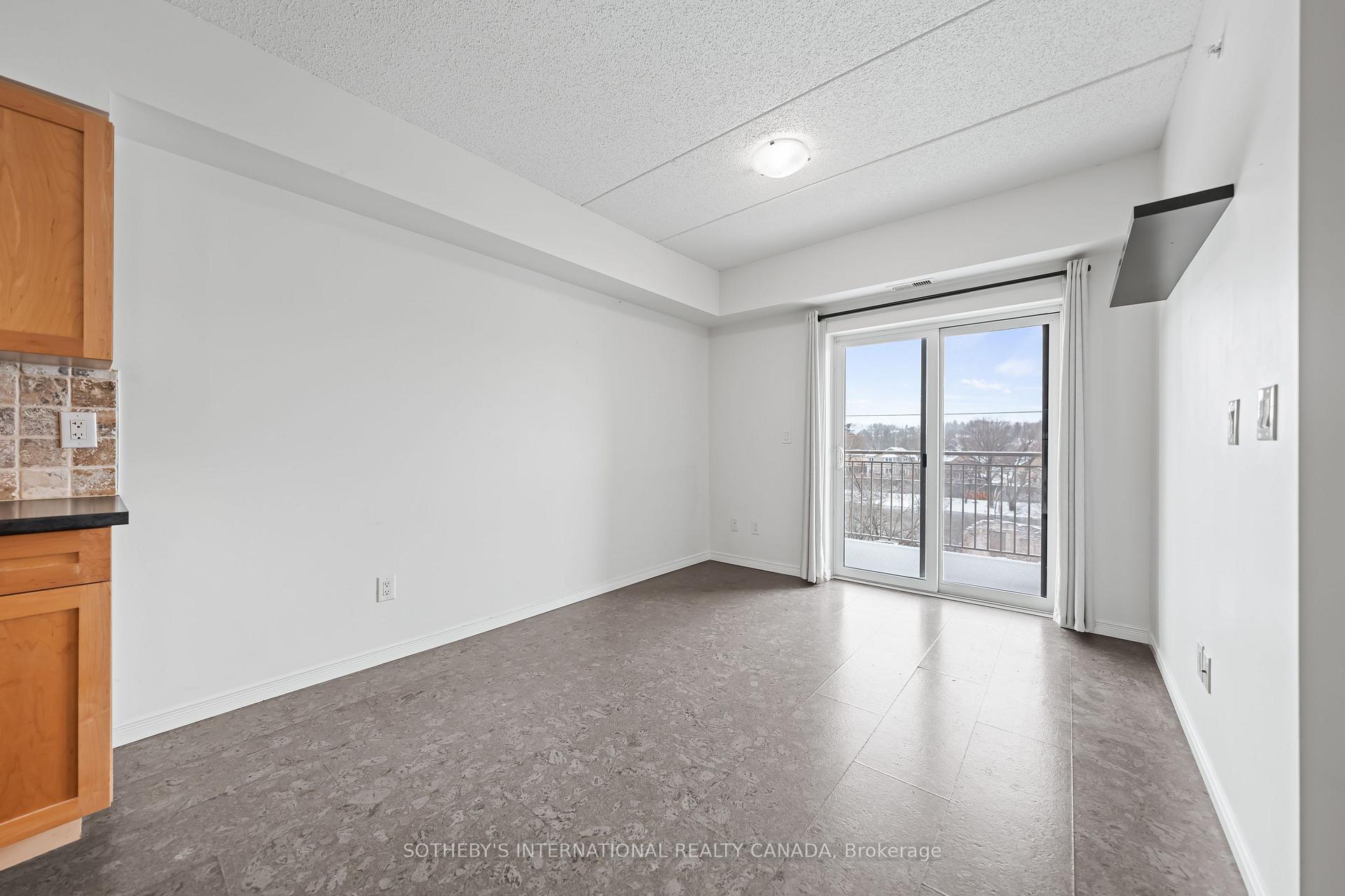 Photo 18 of Unit 409, 155 Water Street S, Cambridge — HOMEH