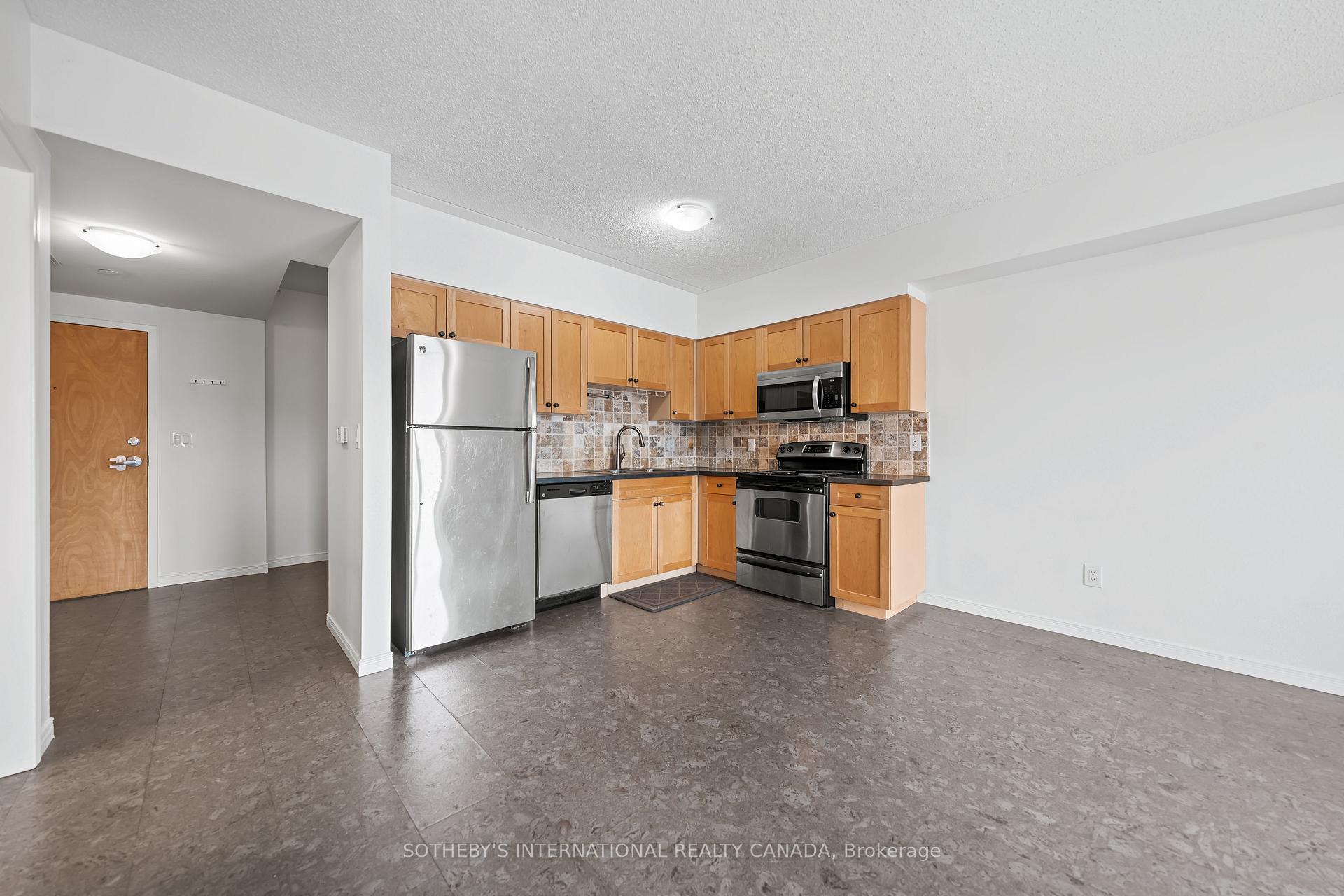 Photo 20 of Unit 409, 155 Water Street S, Cambridge — HOMEH