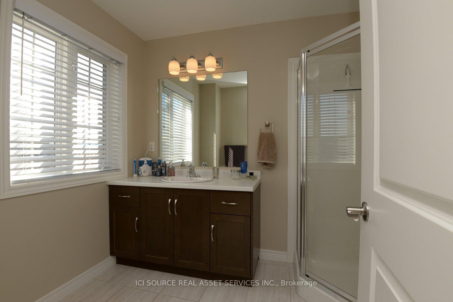 Photo 5 of 63 Dunrobin Lane, Grimsby, Grimsby Beach — HOMEH