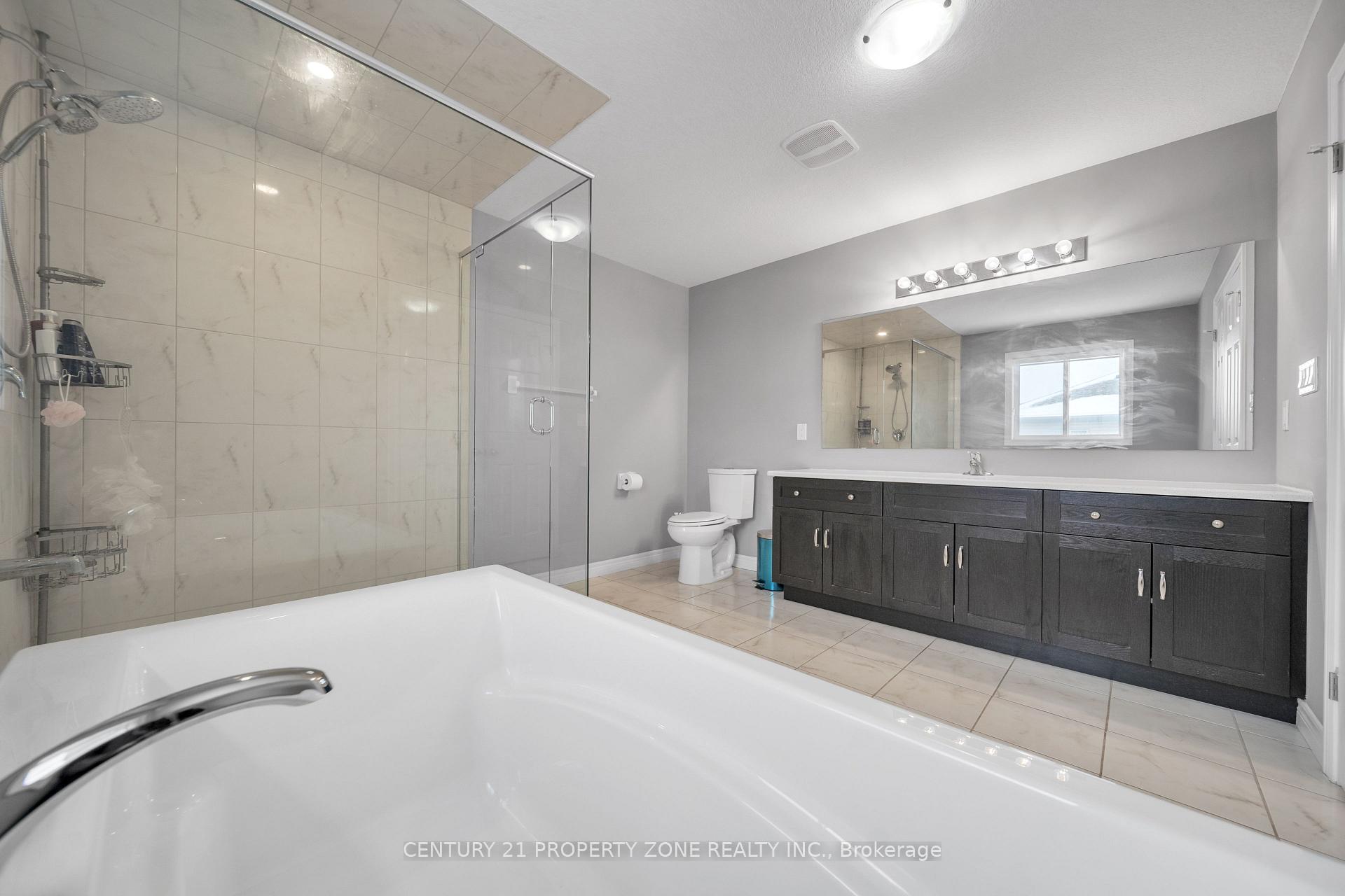Photo 12 of 14 Spachman Street, Kitchener, Huron Park — HOMEH