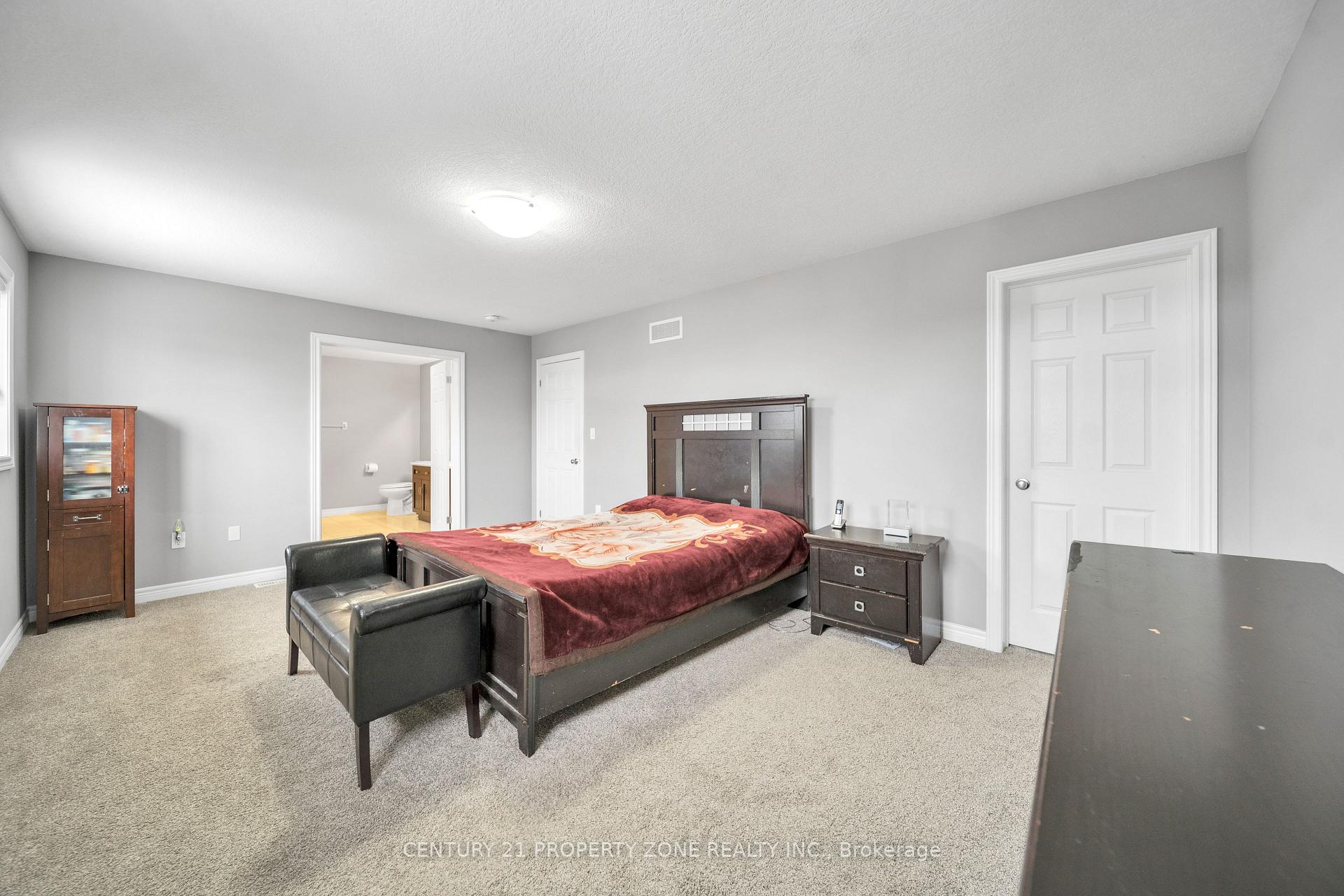 Photo 44 of 14 Spachman Street, Kitchener, Huron Park — HOMEH