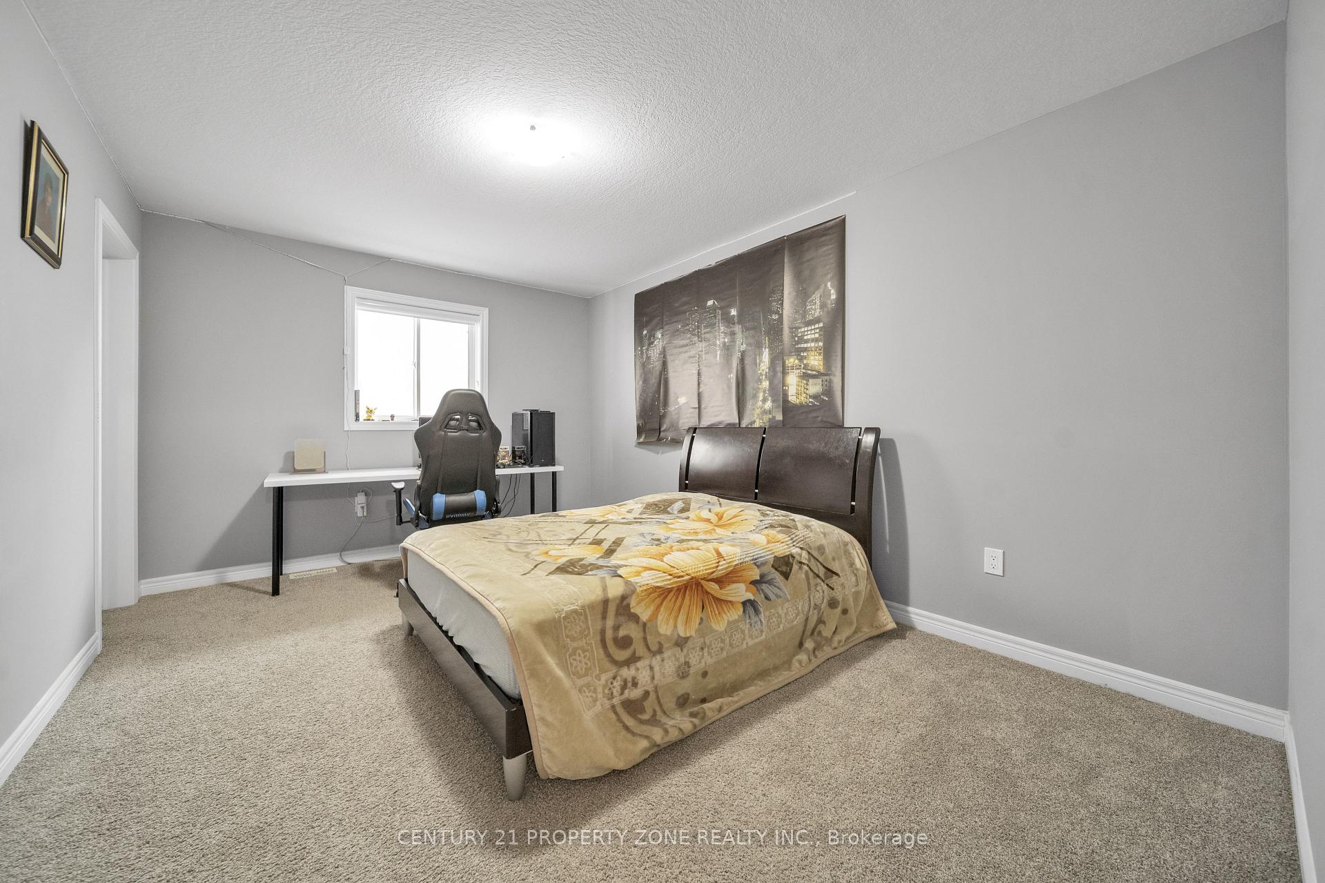 Photo 40 of 14 Spachman Street, Kitchener, Huron Park — HOMEH