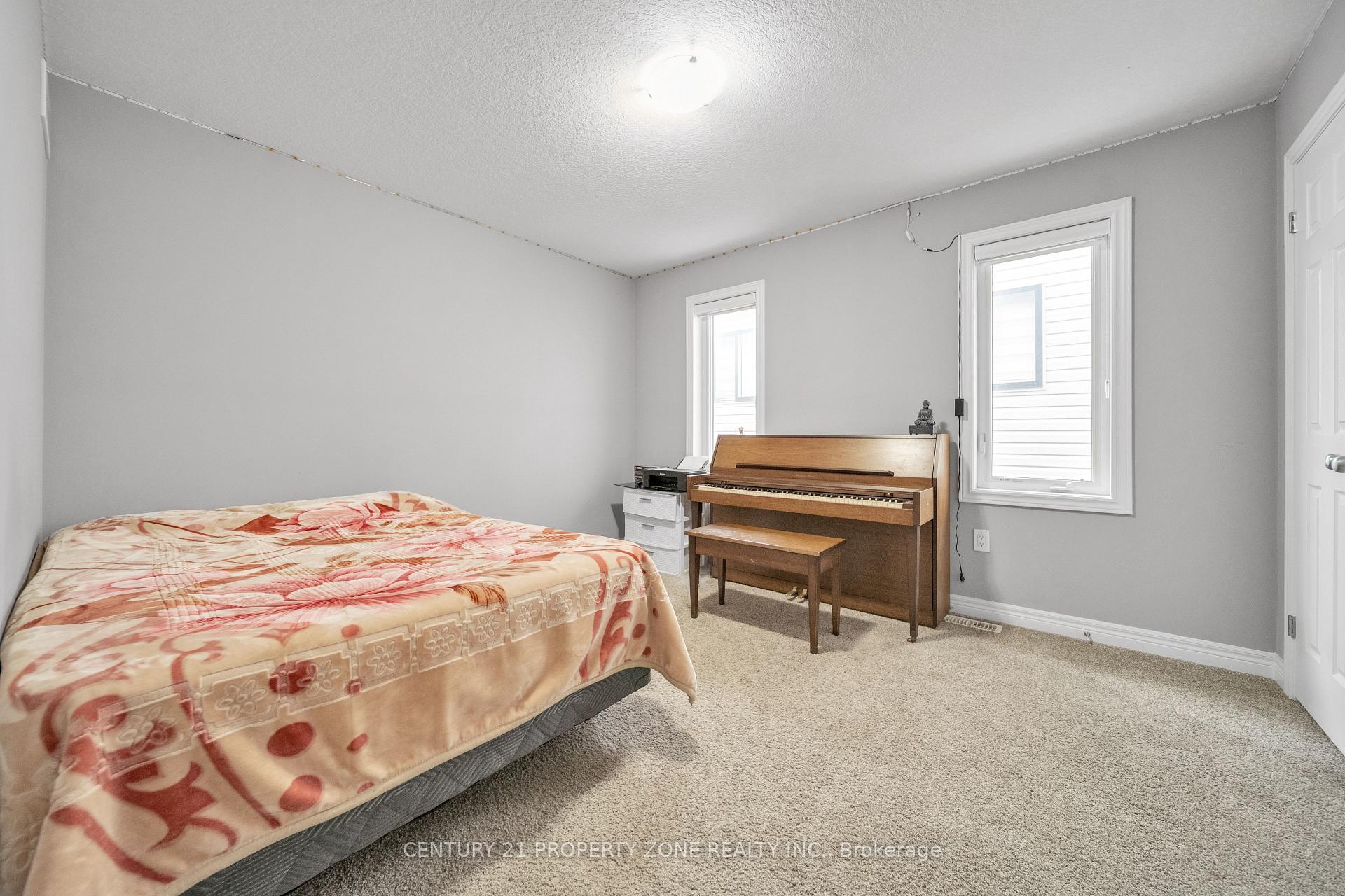 Photo 16 of 14 Spachman Street, Kitchener, Huron Park — HOMEH