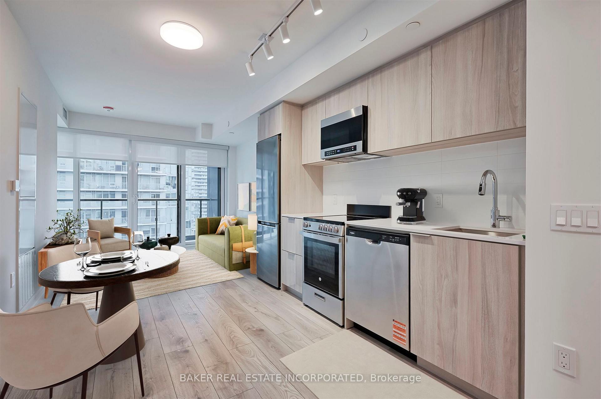 Photo 30 of Unit 2302, 223 Redpath Avenue, Toronto, Mount Pleasant West — HOMEH