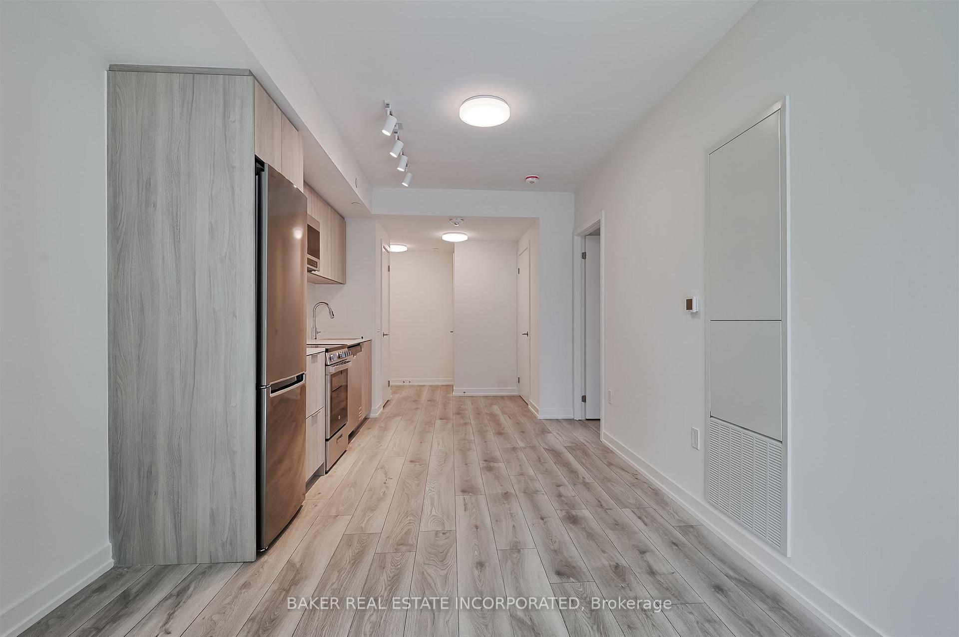 Photo 12 of Unit 2302, 223 Redpath Avenue, Toronto, Mount Pleasant West — HOMEH