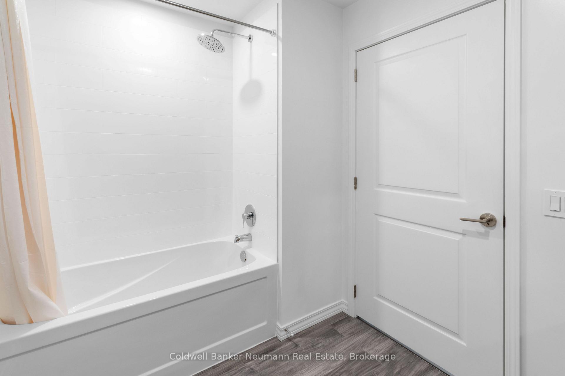 Photo 4 of Unit 113, 191 Elmira Road S, Guelph, Willow West/Sugarbush/West Acres — HOMEH