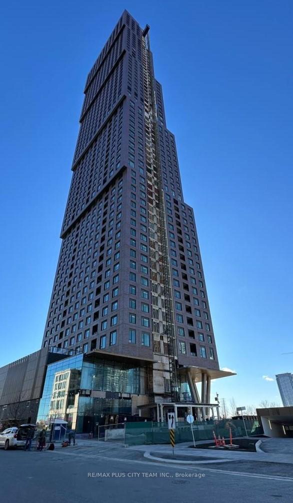Front of Unit 1907, 2920 Hwy7 Road