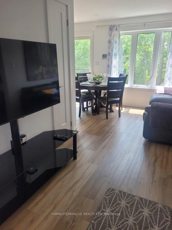 Photo 4 of Unit 322, 4263 Fourth Avenue, Niagara Falls, Downtown — HOMEH