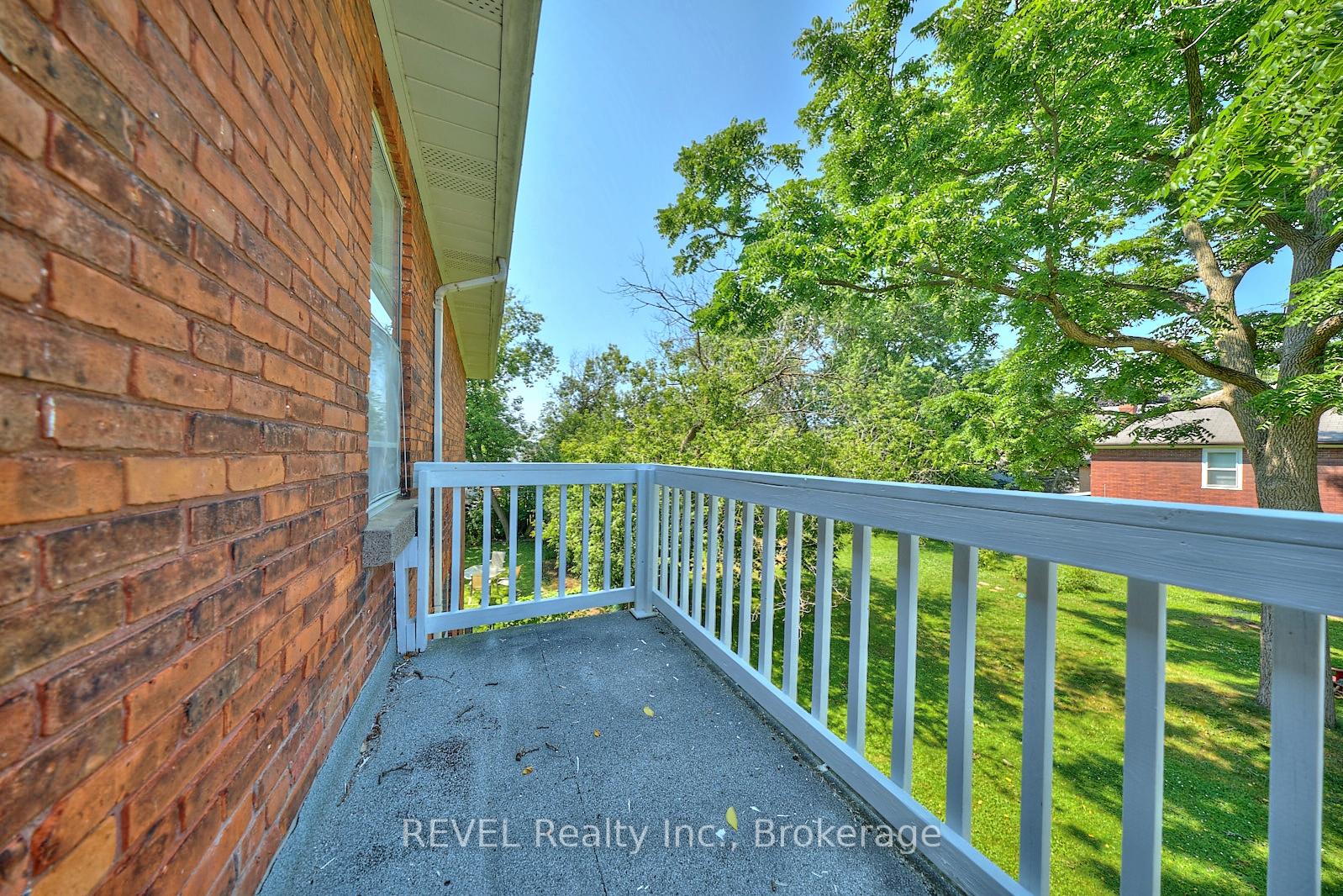 Photo 5 of 51 Grove Street, Welland, Welland Downtown — HOMEH
