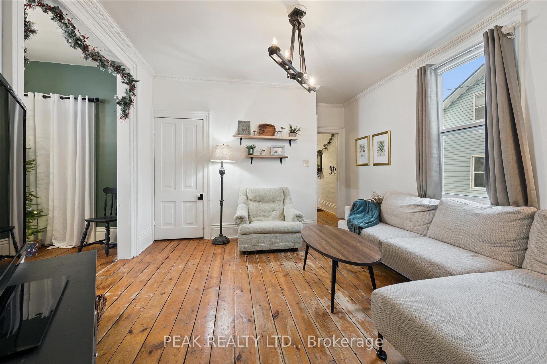Photo 4 of 17 Ball Street, Brant, Paris — HOMEH