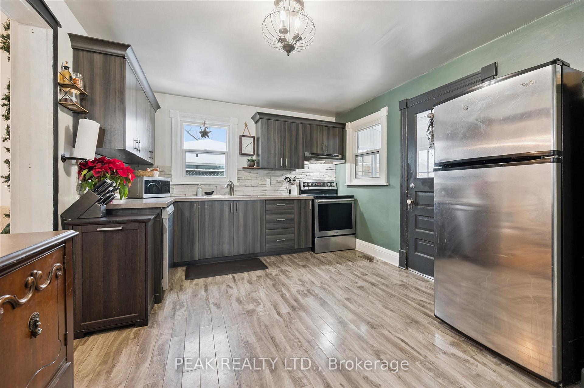 Photo 29 of 17 Ball Street, Brant, Paris — HOMEH