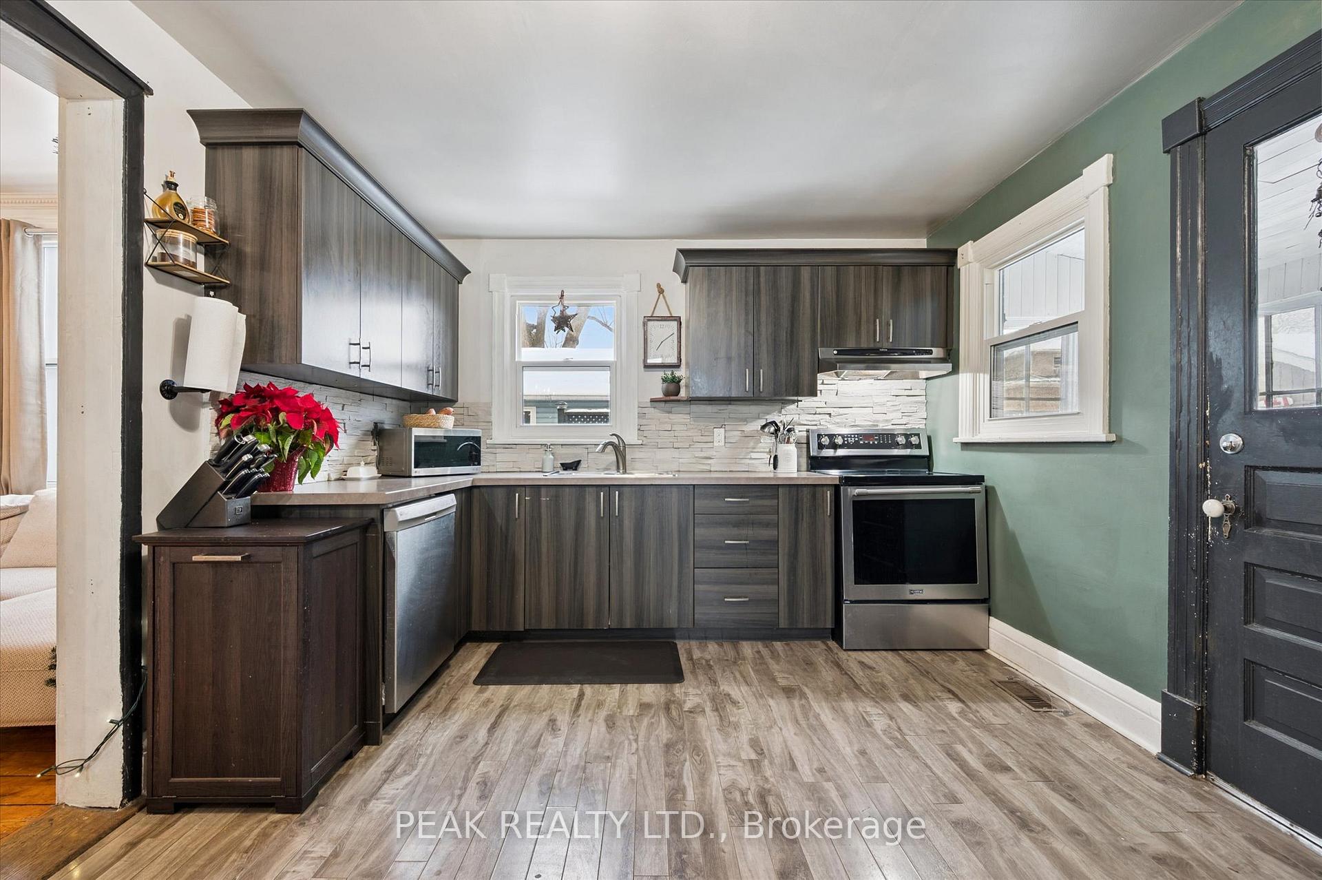 Photo 37 of 17 Ball Street, Brant, Paris — HOMEH