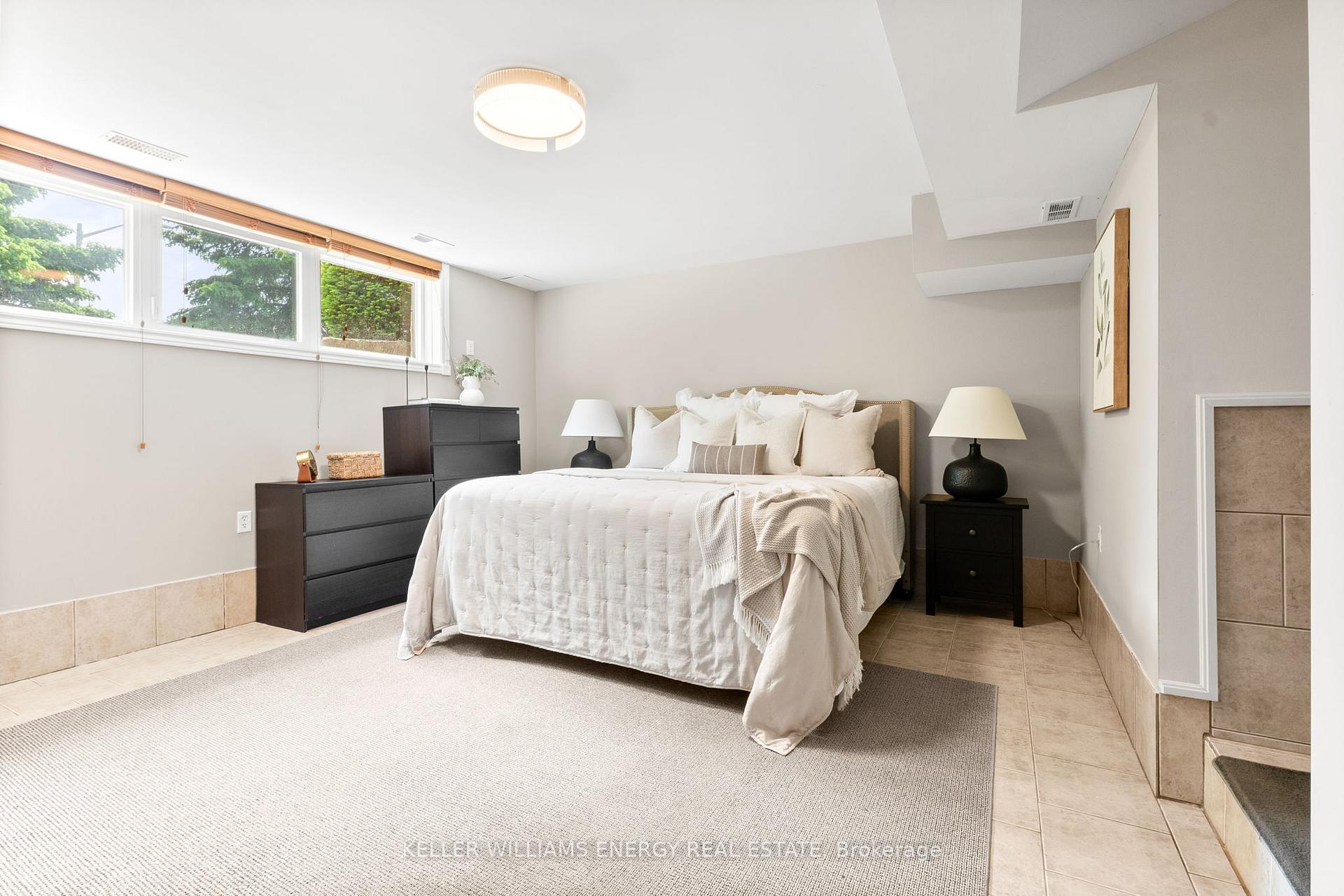 Photo 35 of 4 Clarke Street, Clarington, Newcastle — HOMEH