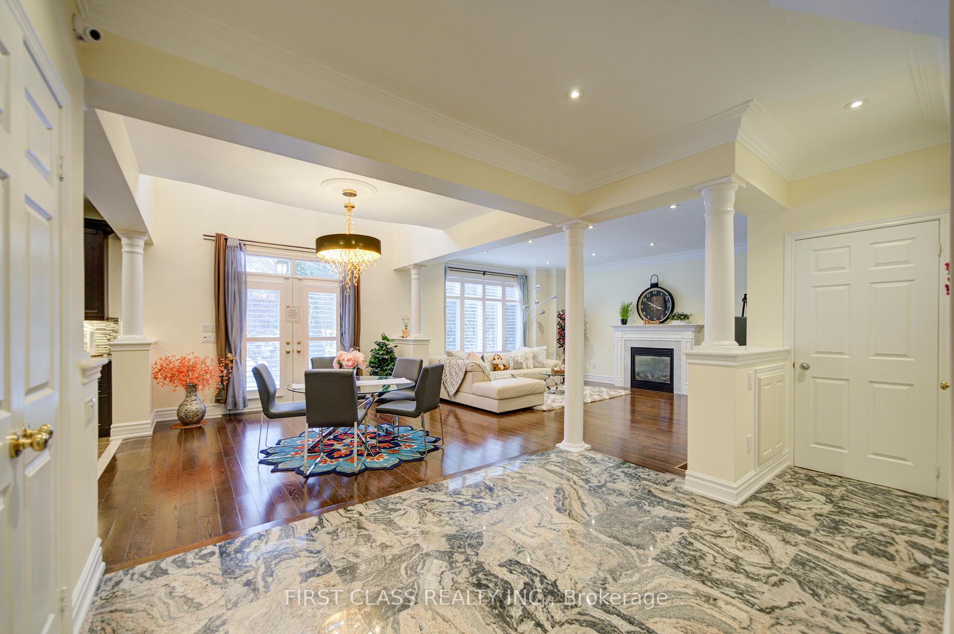 Photo 18 of 73 Glengordon Crescent, Markham, Devil's Elbow — HOMEH