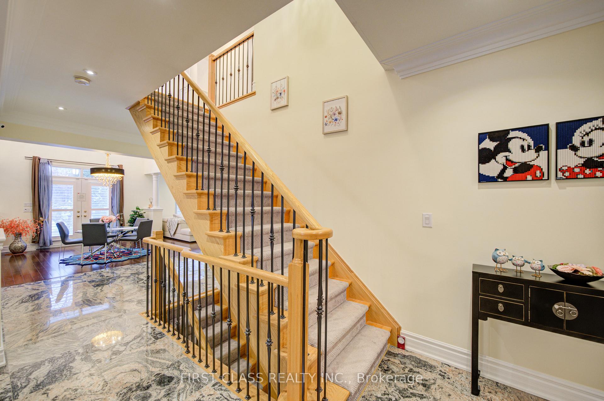 Photo 16 of 73 Glengordon Crescent, Markham, Devil's Elbow — HOMEH