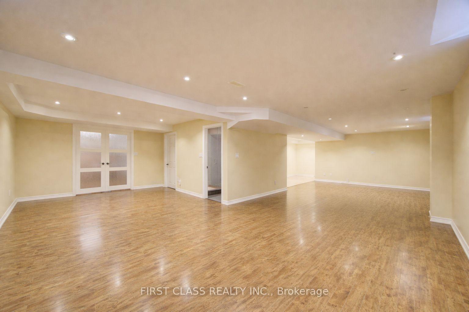 Photo 34 of 73 Glengordon Crescent, Markham, Devil's Elbow — HOMEH