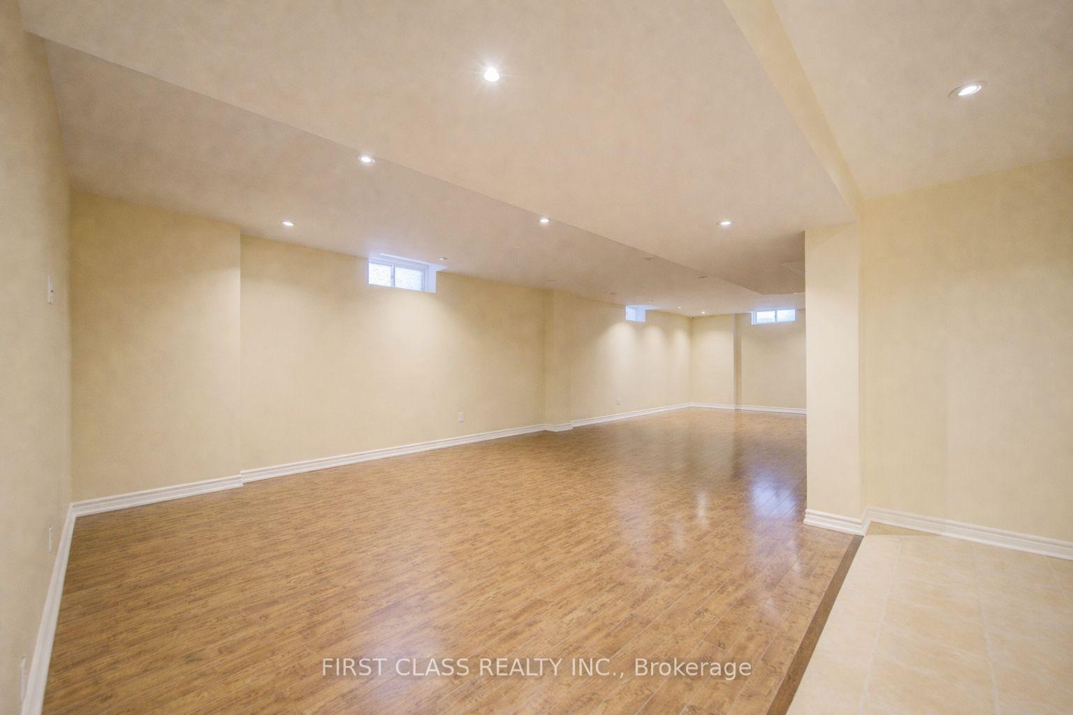 Photo 23 of 73 Glengordon Crescent, Markham, Devil's Elbow — HOMEH