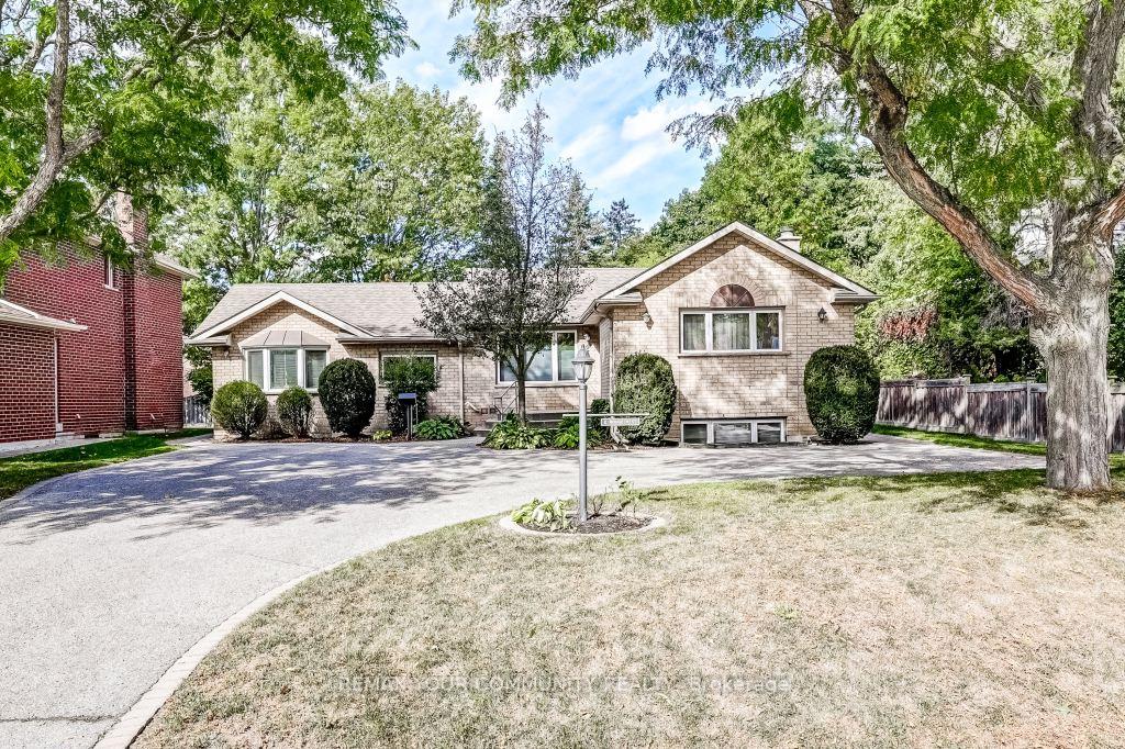 Photo 1 of 2 Rougecrest Drive, Markham, Markham Village — HOMEH