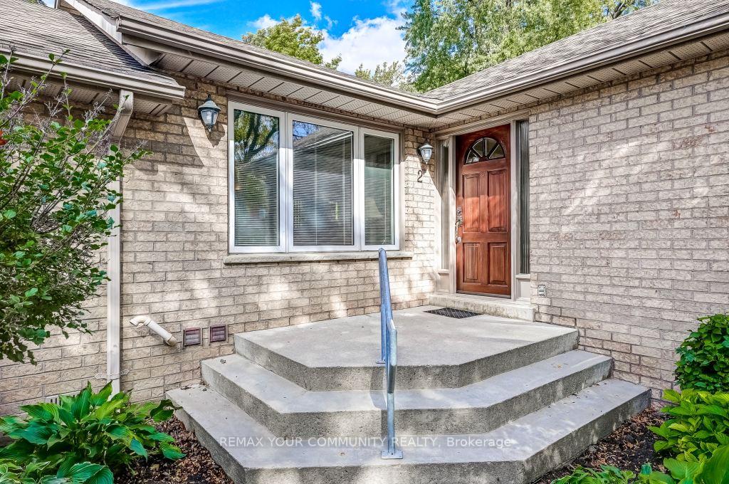 Photo 16 of 2 Rougecrest Drive, Markham, Markham Village — HOMEH