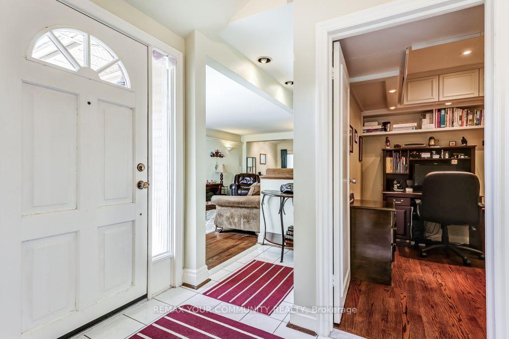 Photo 18 of 2 Rougecrest Drive, Markham, Markham Village — HOMEH