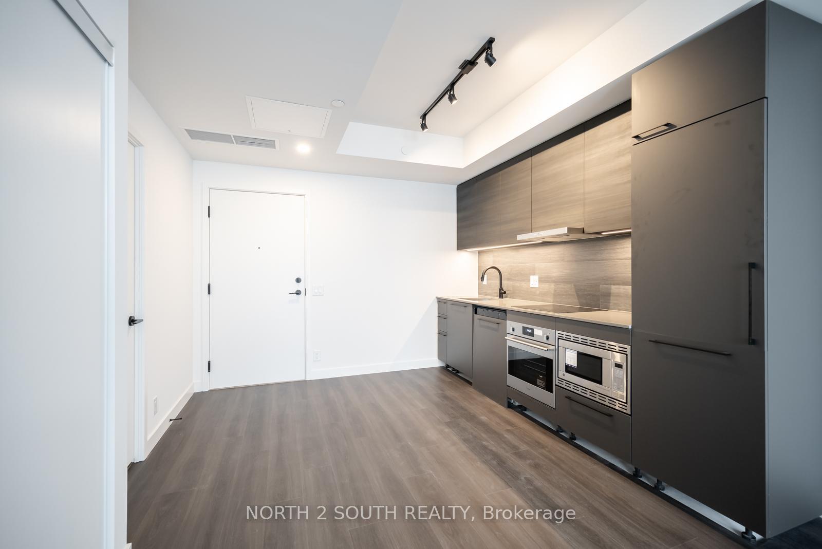 Photo 4 of Unit 1008, 1050 Eastern Avenue, Toronto, The Beaches — HOMEH
