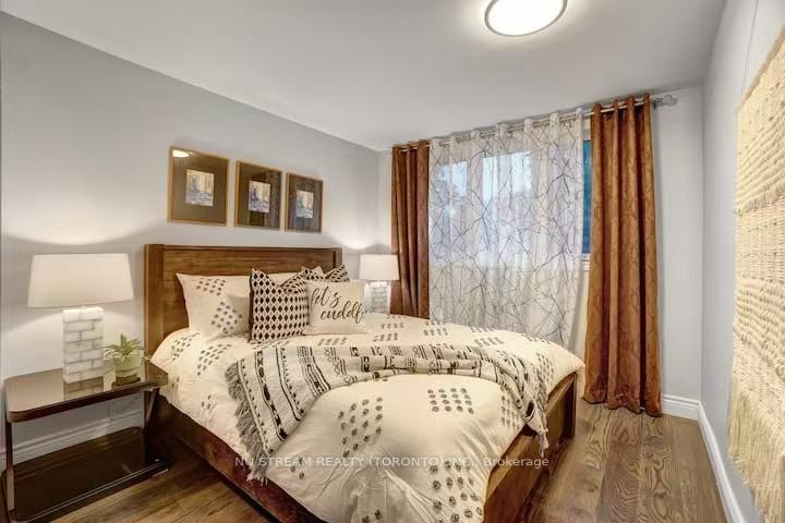 Photo 19 of 25 Duncannon Drive, Toronto, Forest Hill South — HOMEH