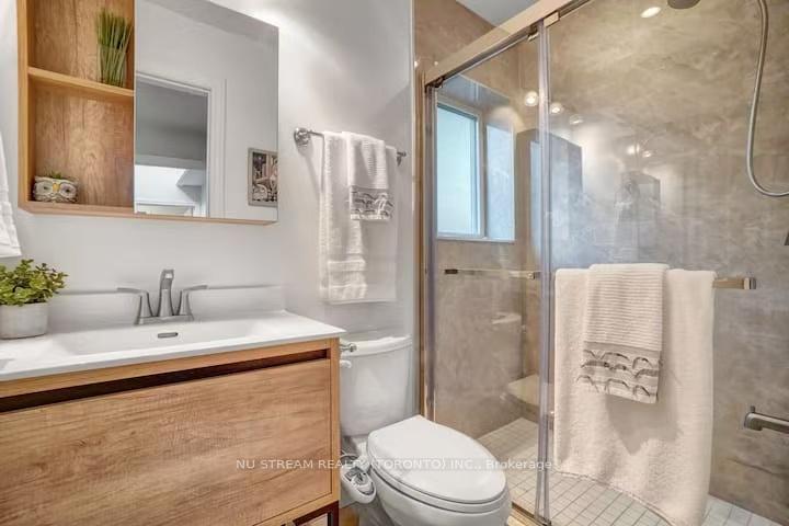 Photo 7 of 25 Duncannon Drive, Toronto, Forest Hill South — HOMEH