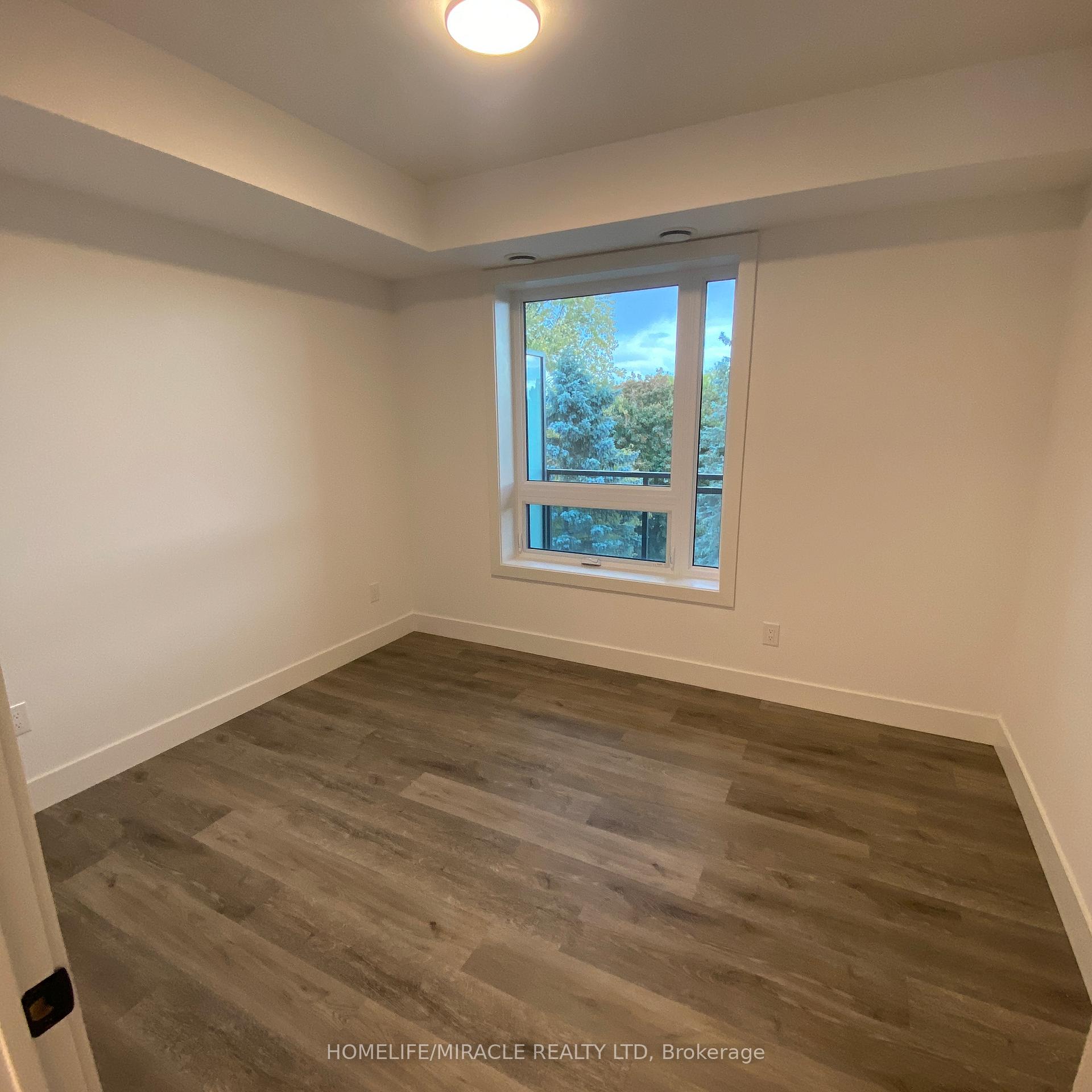 Photo 7 of Unit 401, 26 Lowes Road W, Guelph, Clairfields/Hanlon Business Park — HOMEH