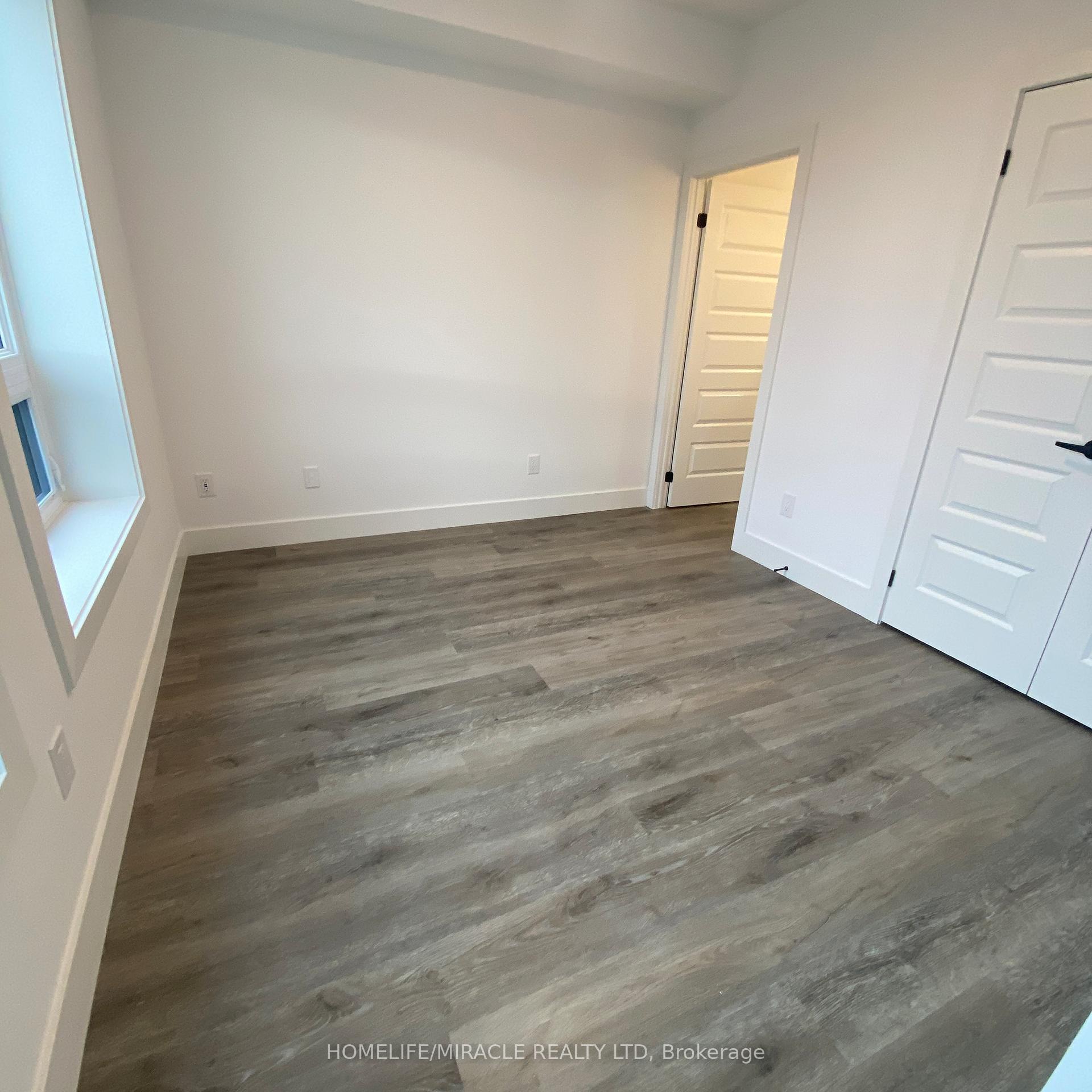 Photo 12 of Unit 401, 26 Lowes Road W, Guelph, Clairfields/Hanlon Business Park — HOMEH
