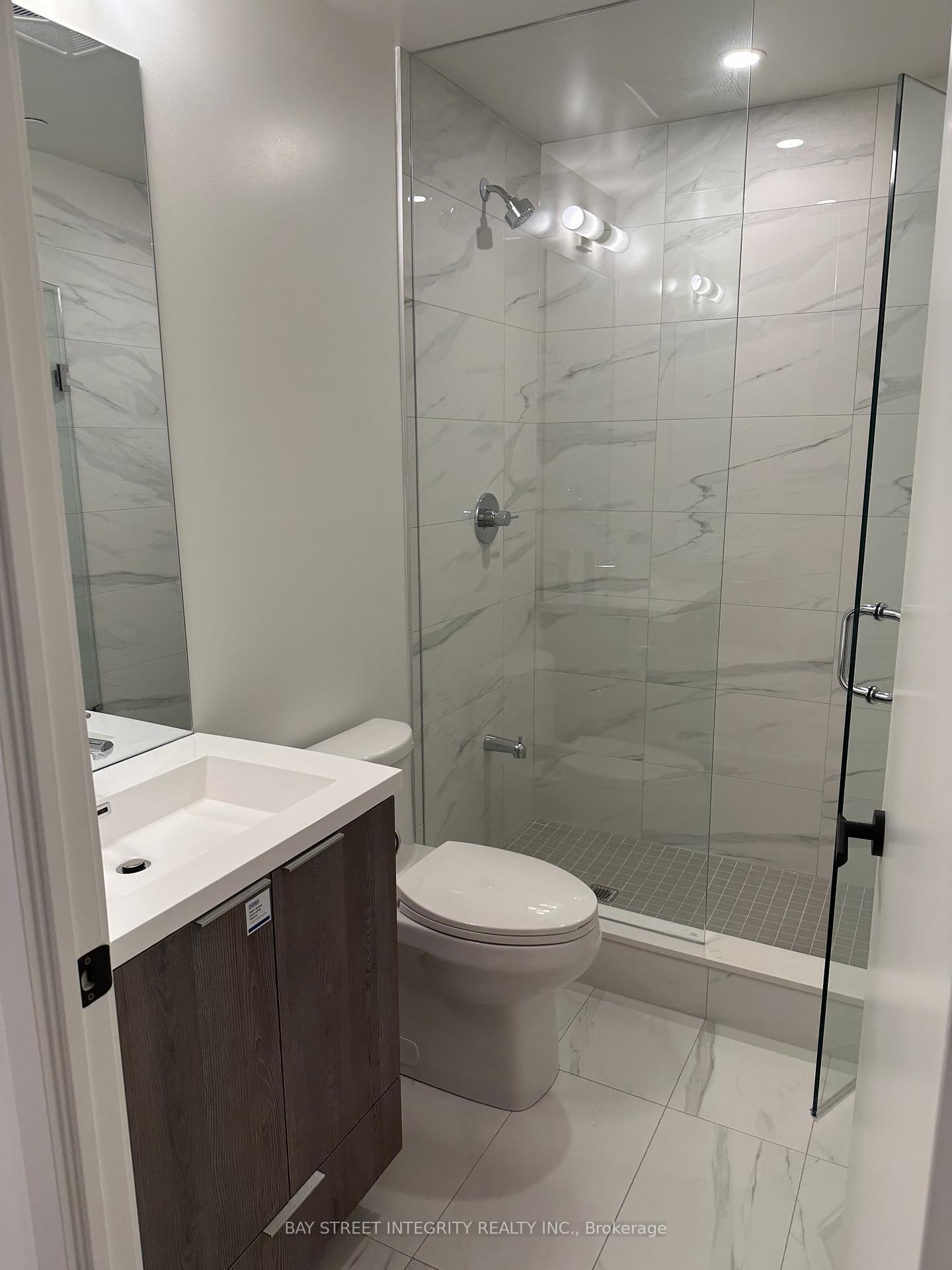 Photo 10 of Unit 4301, 8 Interchange Way W, Vaughan, Vaughan Corporate Centre — HOMEH