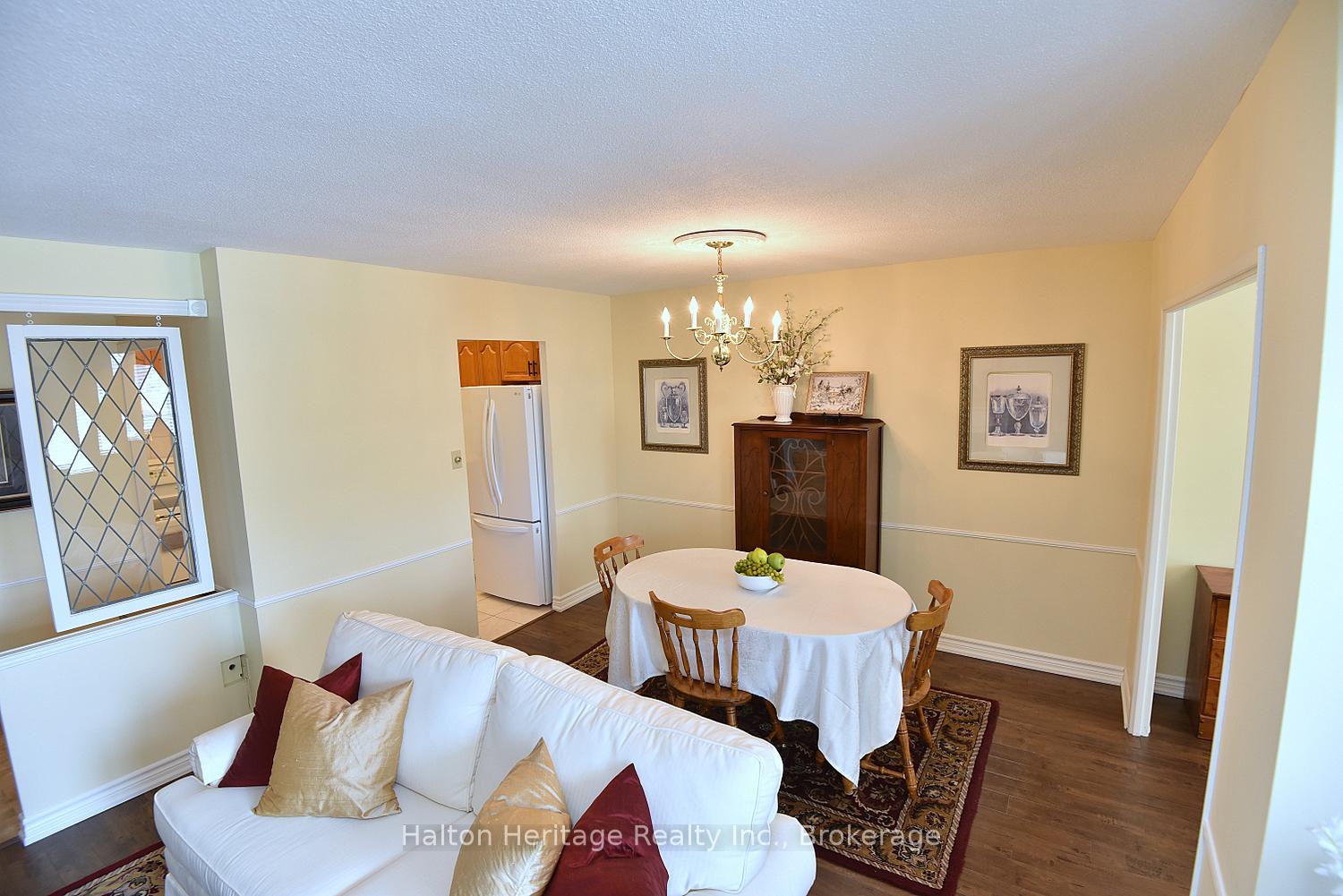 Photo 38 of Unit 405, 301 Frances Avenue, Hamilton, Stoney Creek — HOMEH