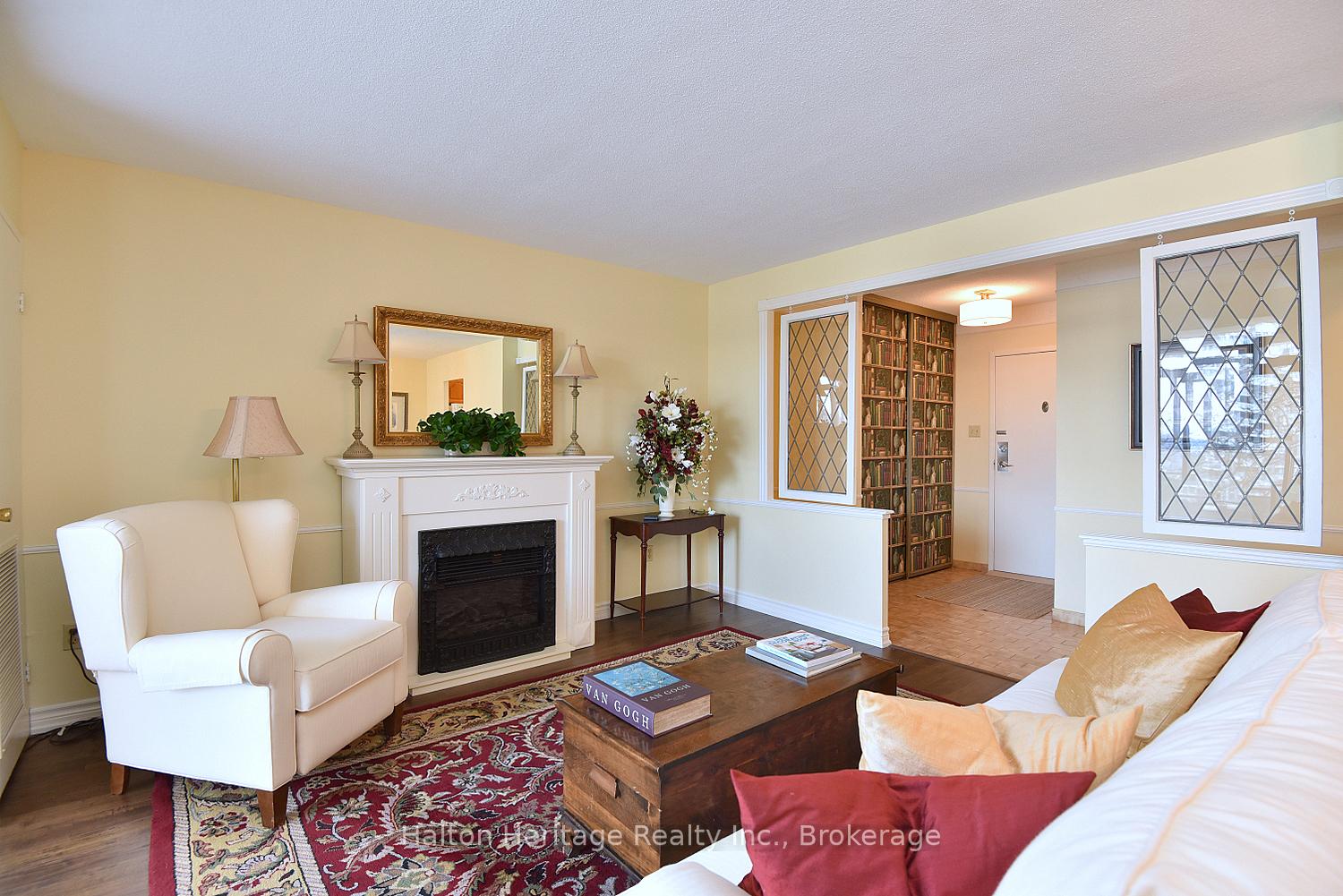 Photo 27 of Unit 405, 301 Frances Avenue, Hamilton, Stoney Creek — HOMEH