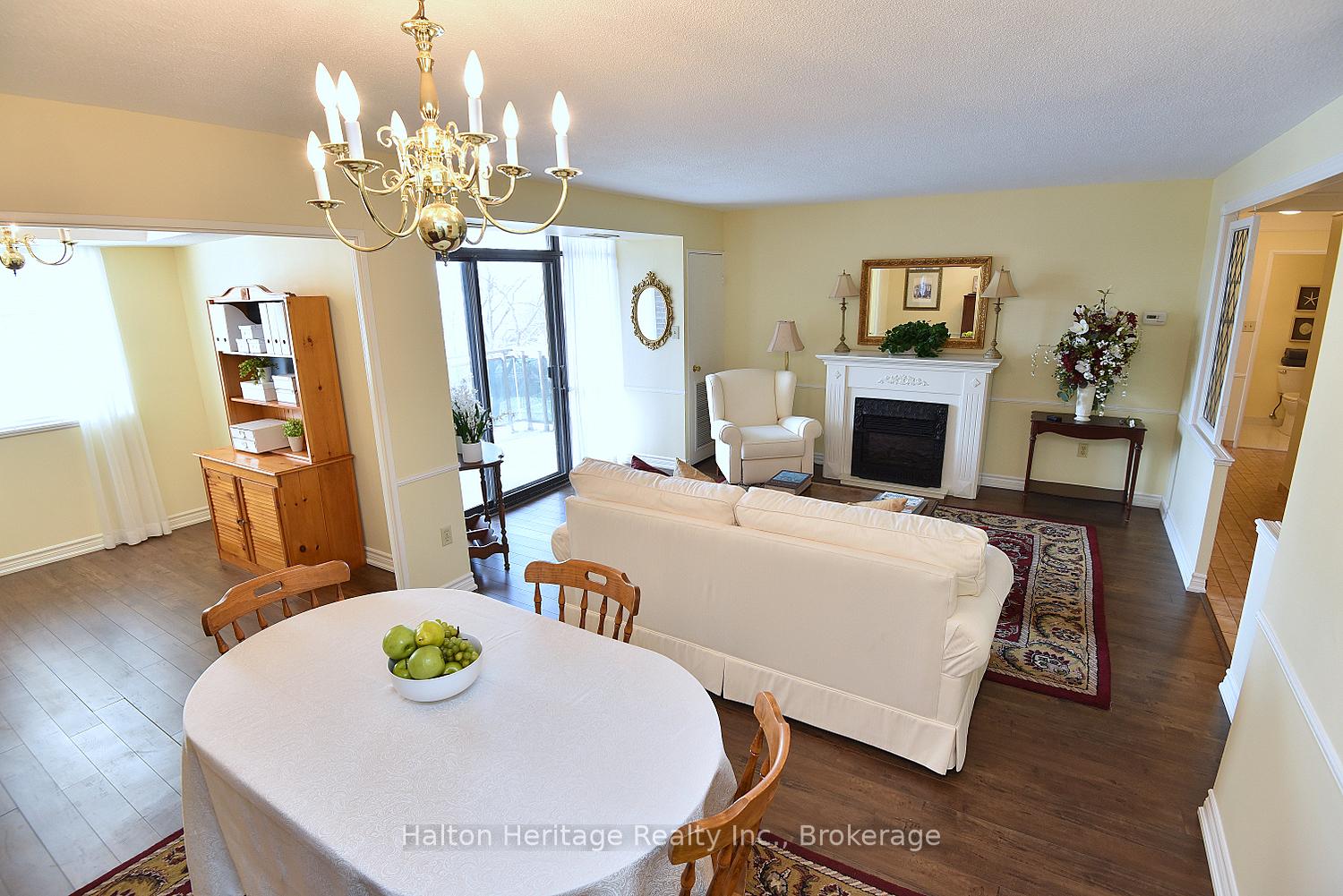 Photo 31 of Unit 405, 301 Frances Avenue, Hamilton, Stoney Creek — HOMEH