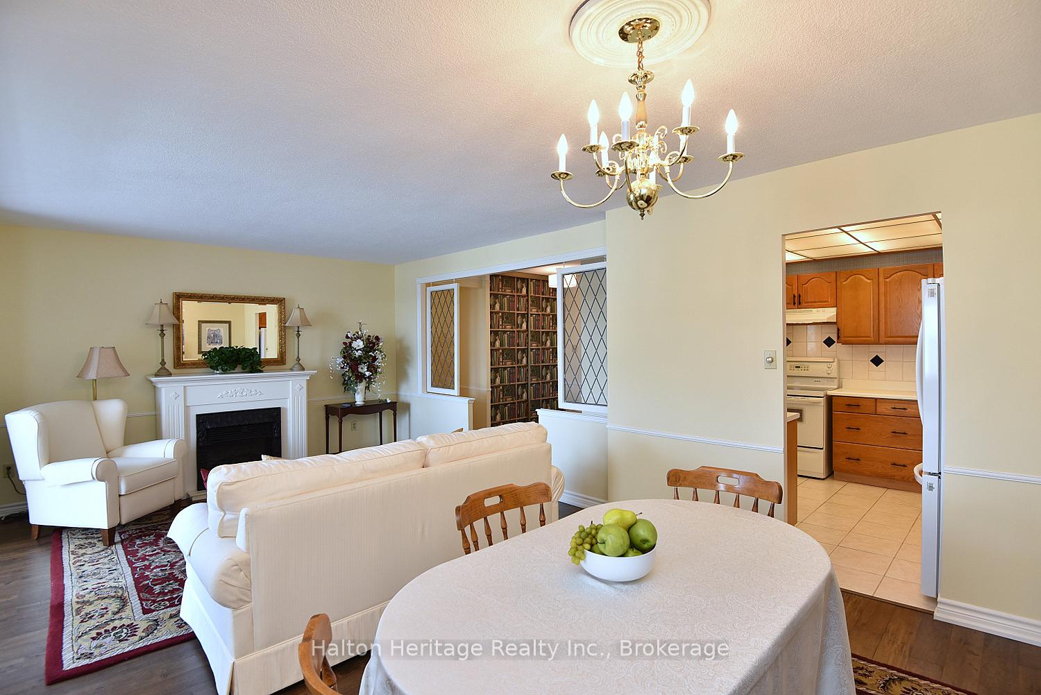Photo 41 of Unit 405, 301 Frances Avenue, Hamilton, Stoney Creek — HOMEH