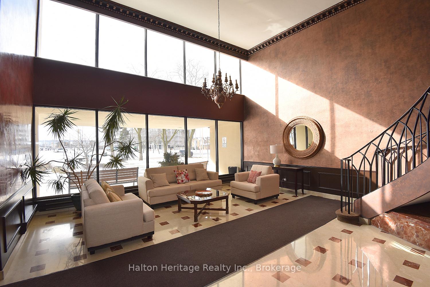 Photo 21 of Unit 405, 301 Frances Avenue, Hamilton, Stoney Creek — HOMEH