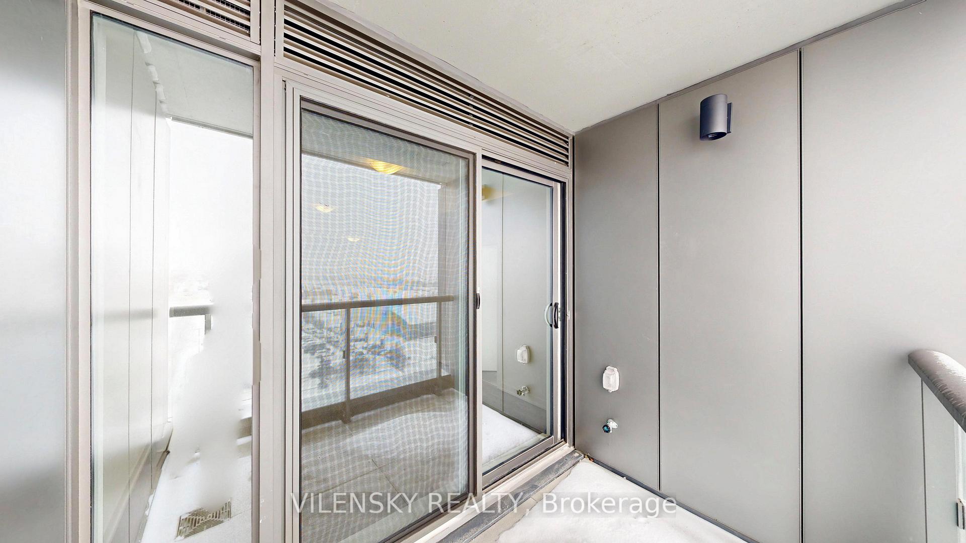 Photo 15 of Unit 720, 10 Abeja Street, Vaughan, Concord — HOMEH