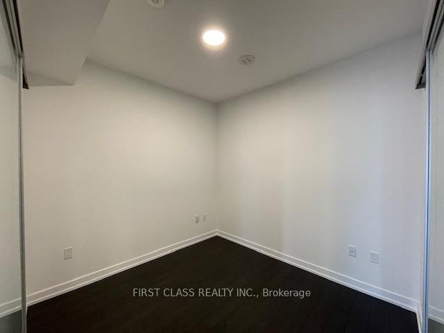 Photo 4 of Unit 1510, 39 Roehampton Avenue, Toronto, Mount Pleasant West — HOMEH