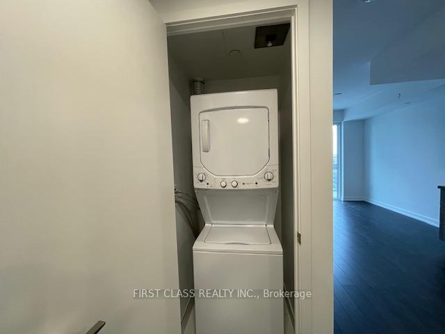 Photo 13 of Unit 1510, 39 Roehampton Avenue, Toronto, Mount Pleasant West — HOMEH