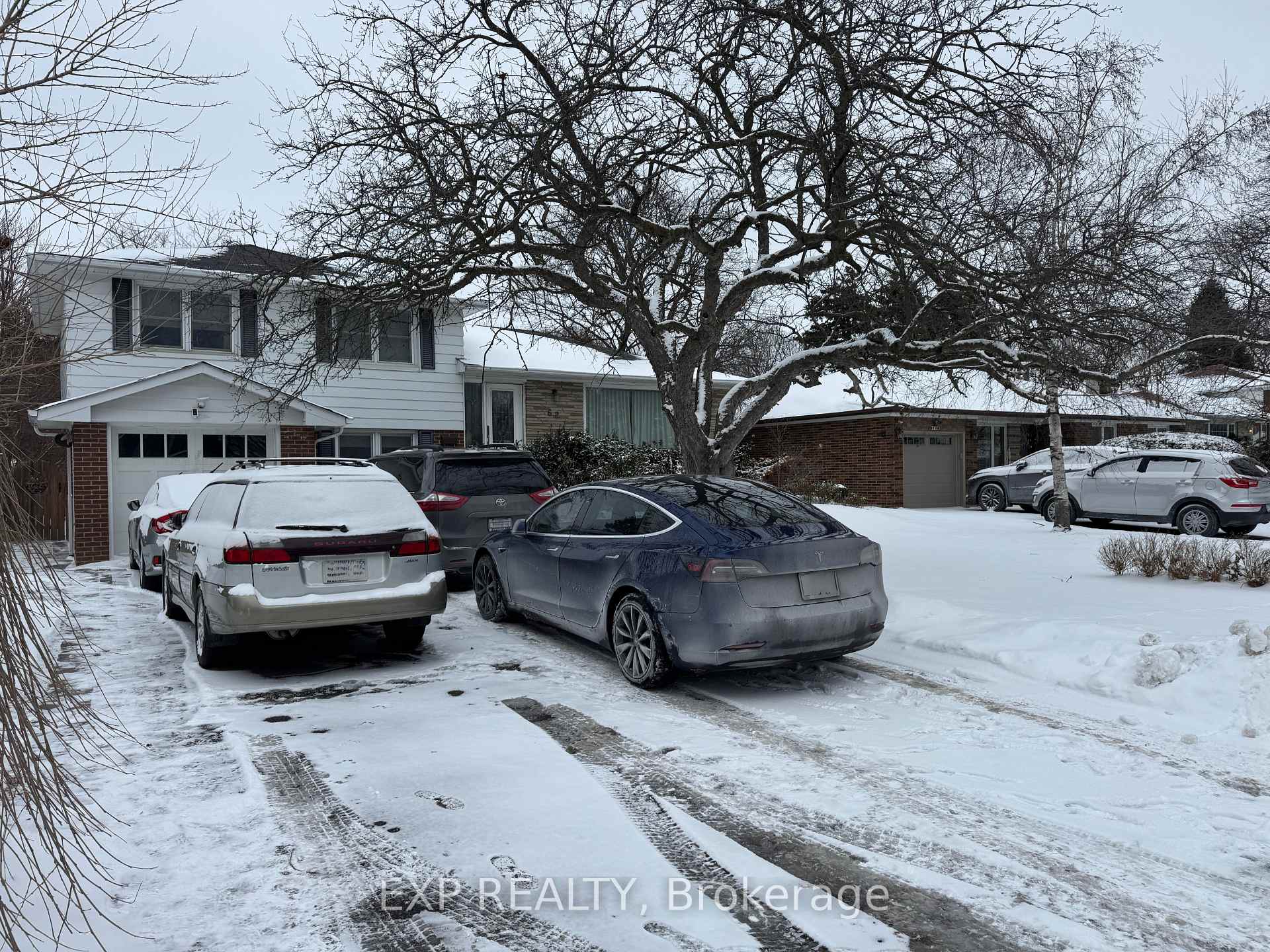 Photo 3 of Unit lower F, 62 Southdale Drive, Markham, Markville — HOMEH