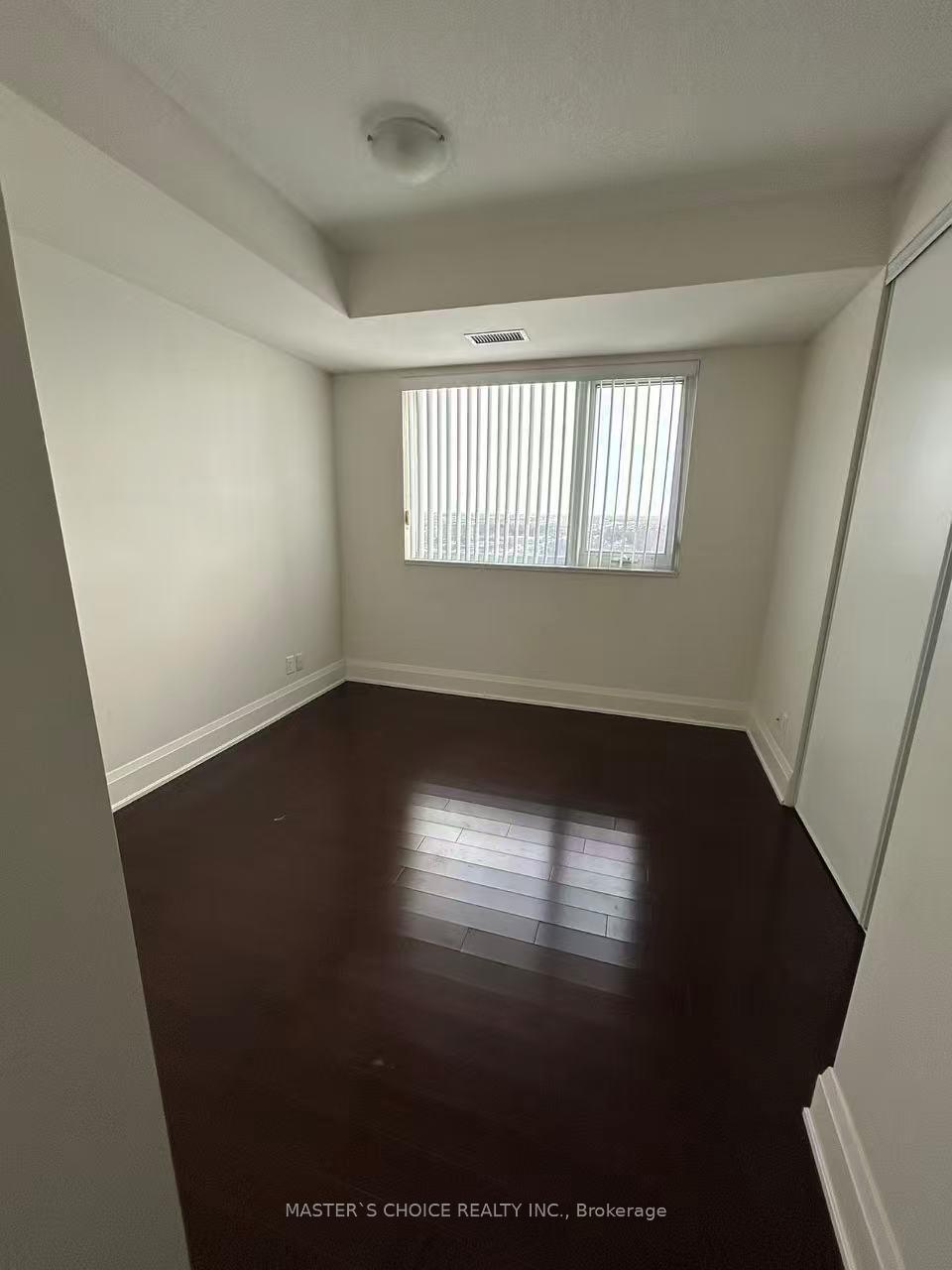 Photo 5 of Unit RG5, 8200 Birchmount Road, Markham, Unionville — HOMEH
