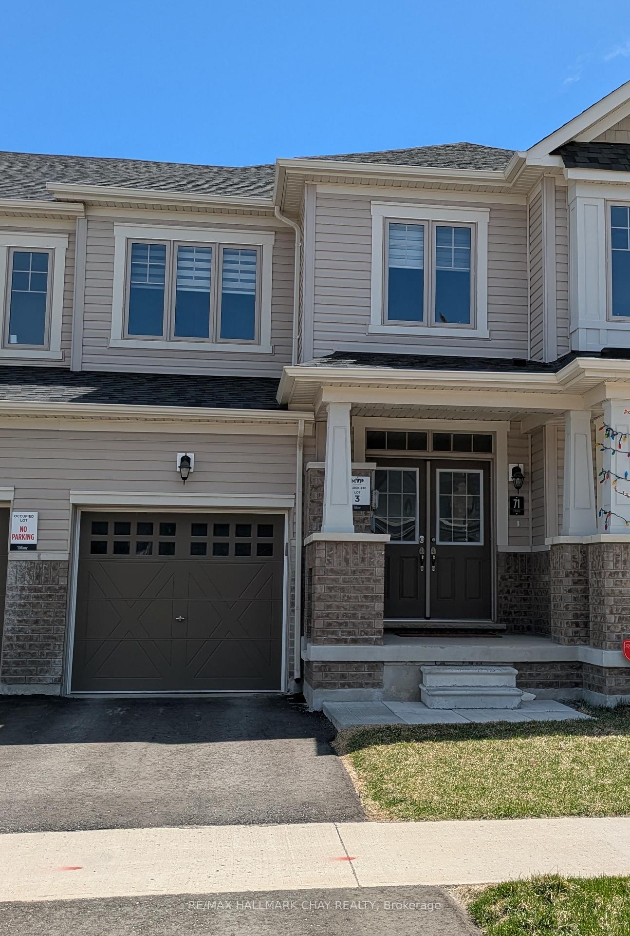Photo 2 of 71 Valleybrook Road, Barrie, Rural Barrie Southeast — HOMEH
